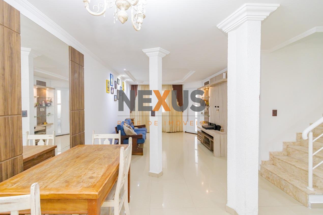Sobrado com 4 quartos à venda, 177.36 m2, XAXIM, CURITIBA - PR