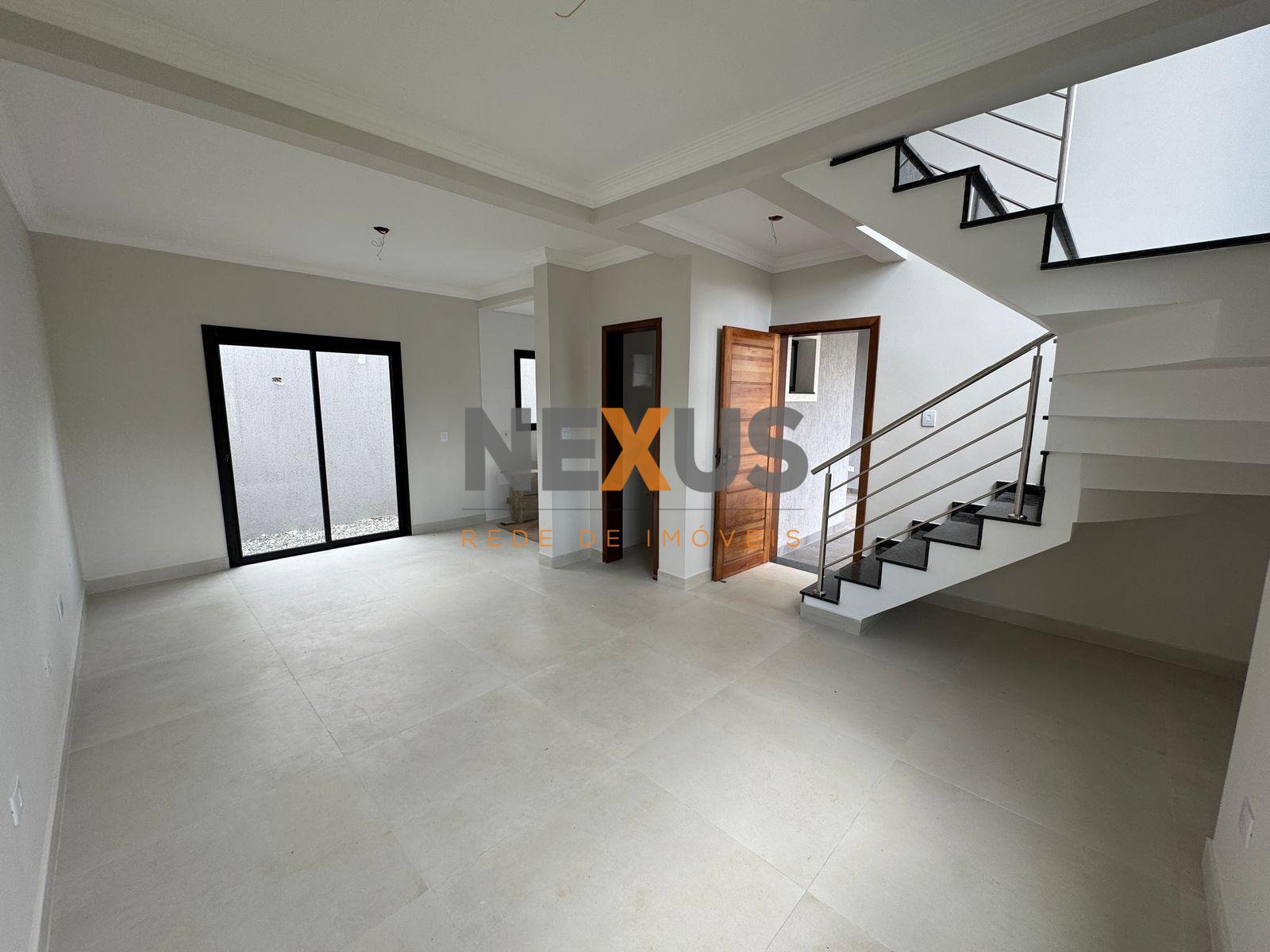Sobrado com 3 quartos à venda, 110 m2, SANTA FELICIDADE, CURIT...