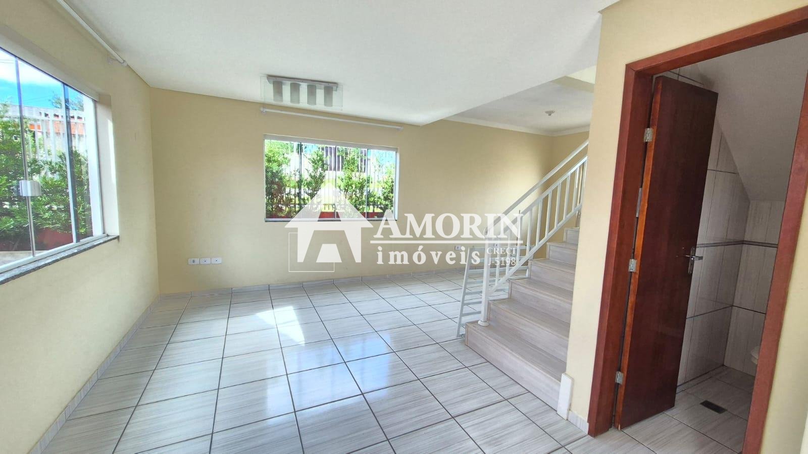 Sobrado com 3 dormitórios à venda, 85,60 m2, SAO JOSE DOS PINH...