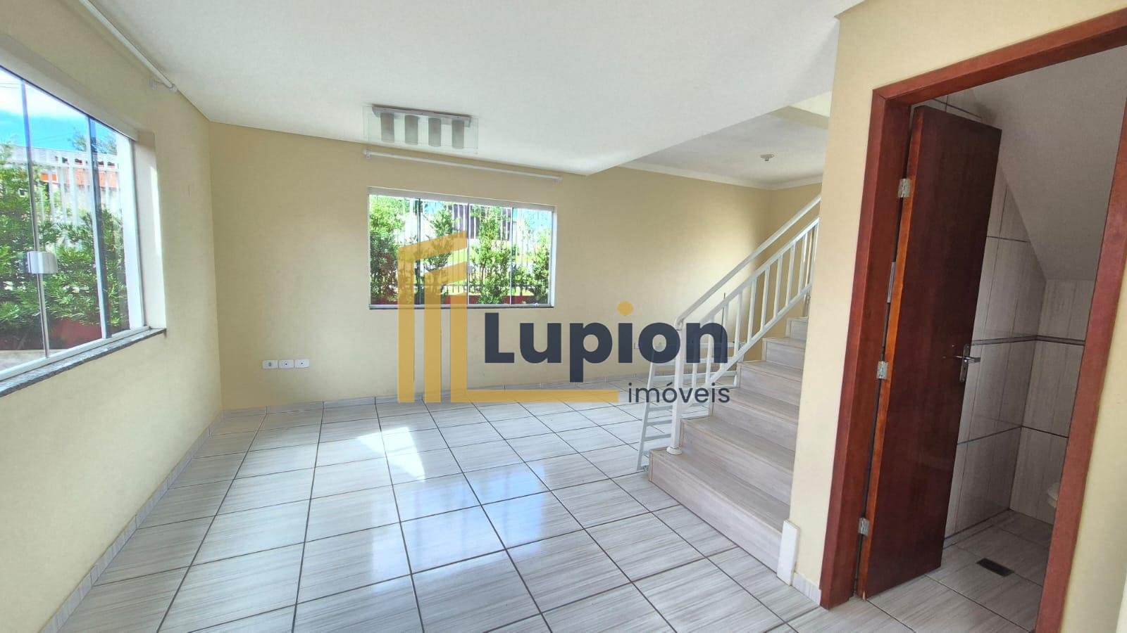 Sobrado com 3 dormitórios à venda, 85,60 m2, SAO JOSE DOS PINH...