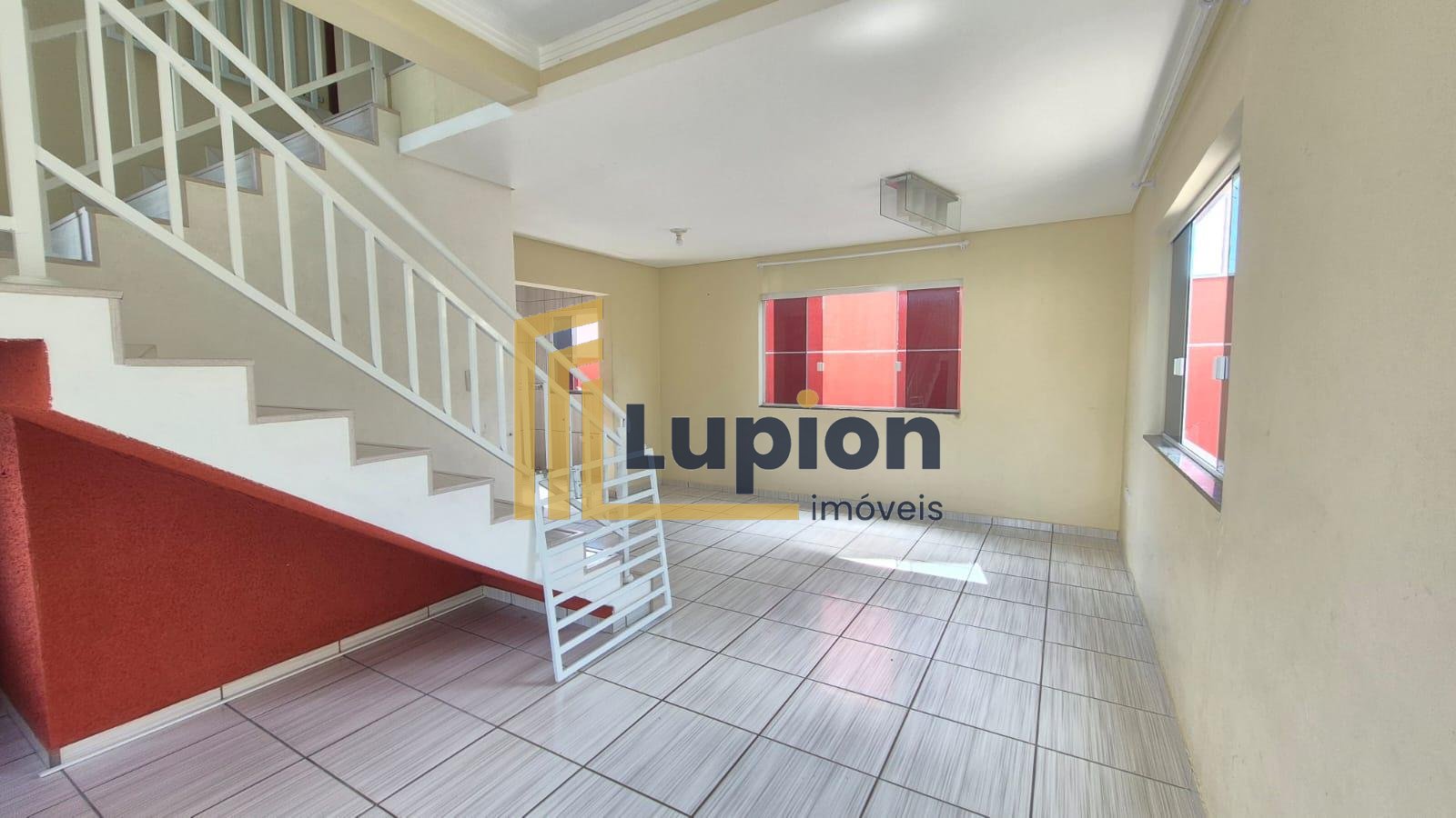 Sobrado com 3 dormitórios à venda, 85,60 m2, SAO JOSE DOS PINH...