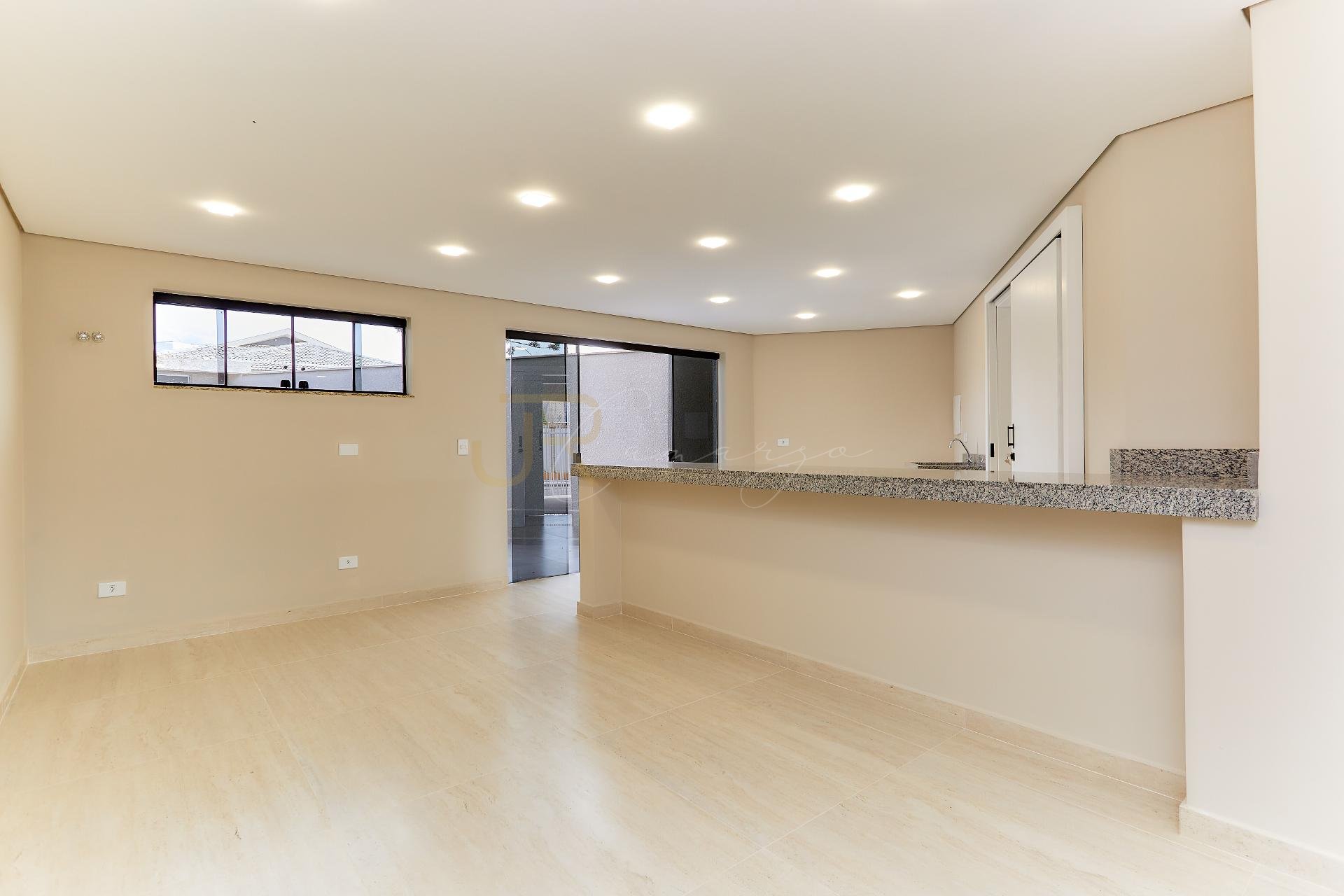 Sobrado com 3 quarrtos à venda, 178.65 m2, CENTRO, COLOMBO - PR