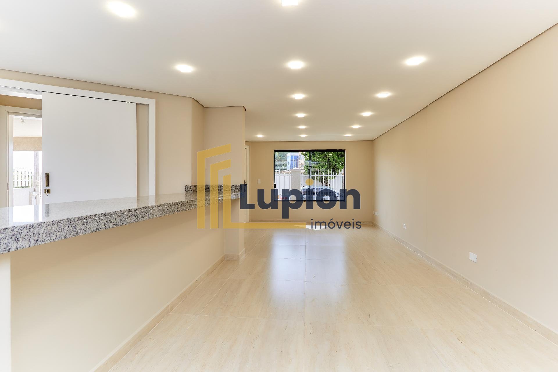 Sobrado com 3 dormitórios à venda, 178.65 m2, CENTRO, COLOMBO ...