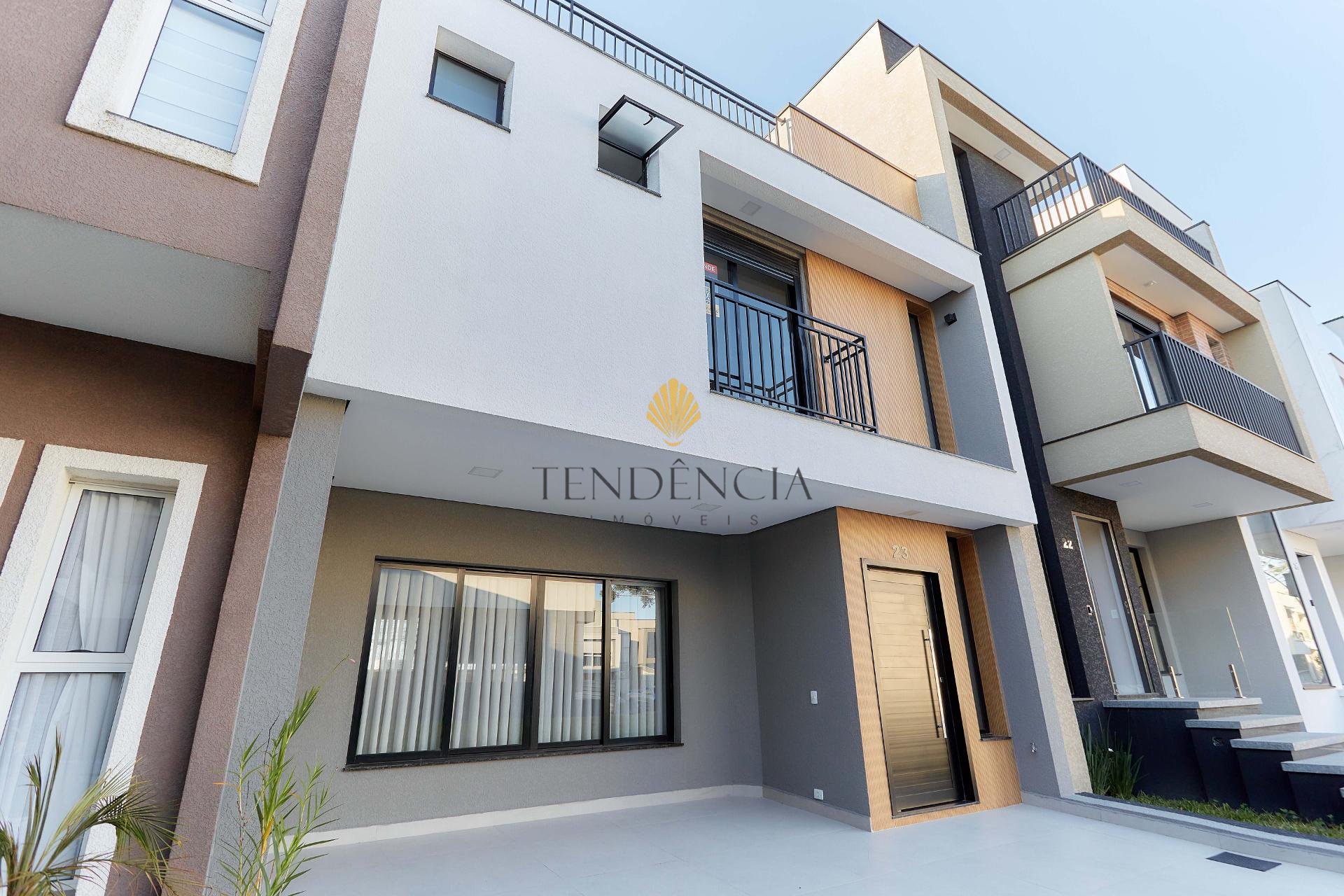 Casa com 3 Su?tes ? venda, 170 m2, PINHEIRINHO, CURITIBA - PR