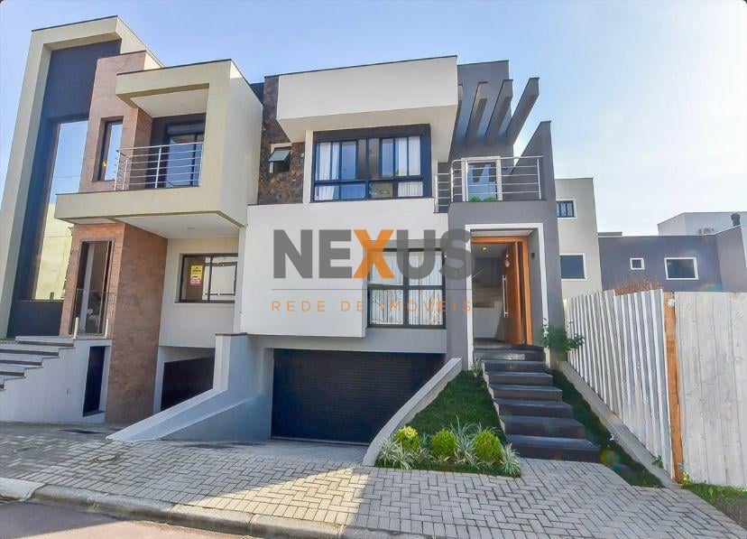 Casa com 3 quartos à venda, 204 m2,  PINHEIRINHO, CURITIBA - PR