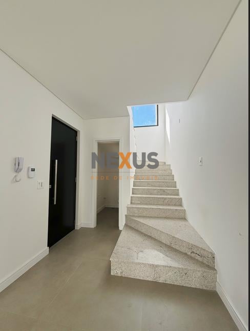 Casa com 3 Suítes à venda, 247,13 m2, CASCATINHA, CURITIBA - PR