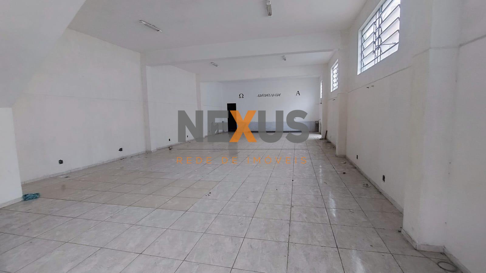 Prédio Comercial à venda, 522 m2, PINHEIRINHO, CURITIBA - PR