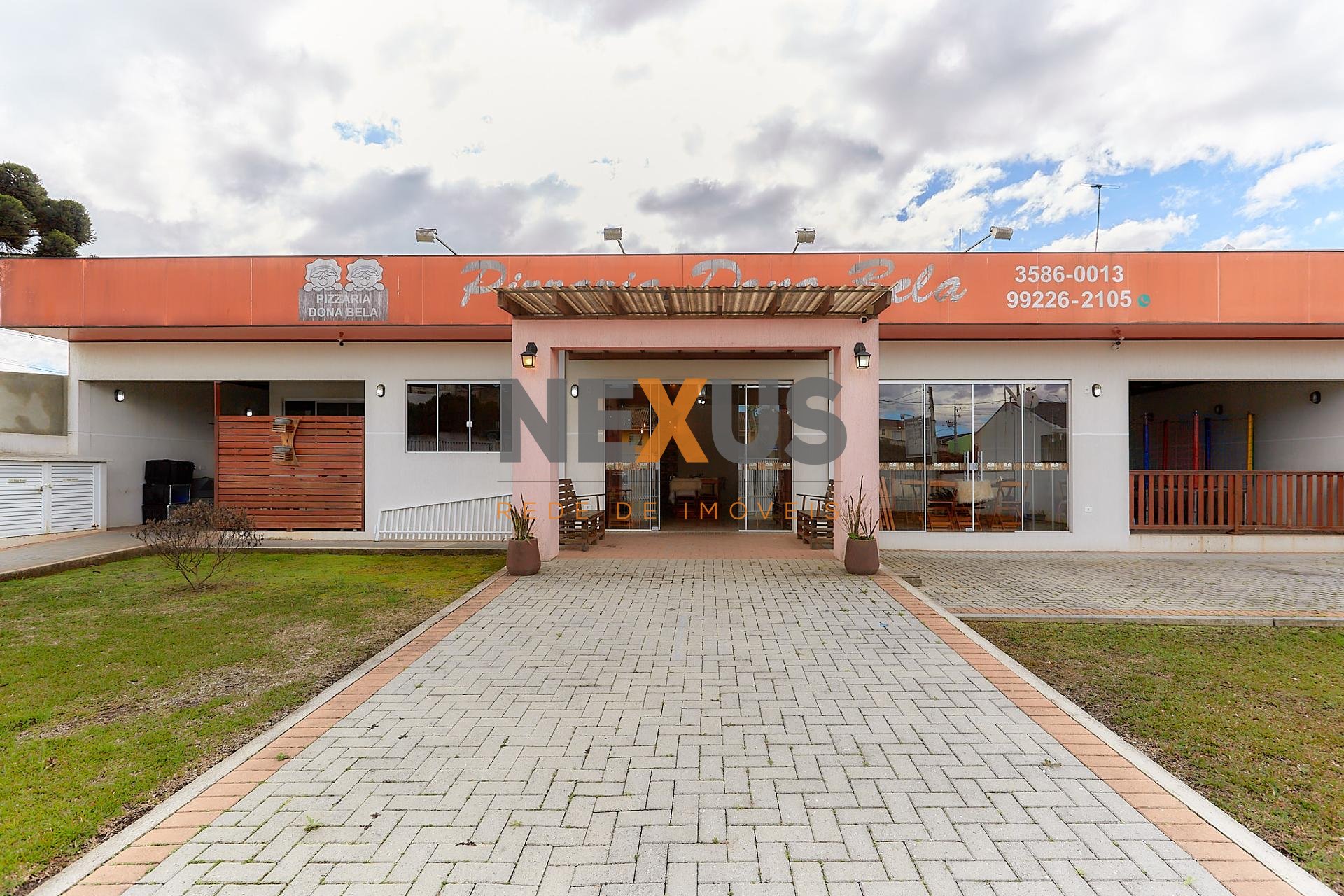 Casa com 1 Sala à venda,149.84 m2, CONTENDA, SÃO JOSÉ DOS PINH...