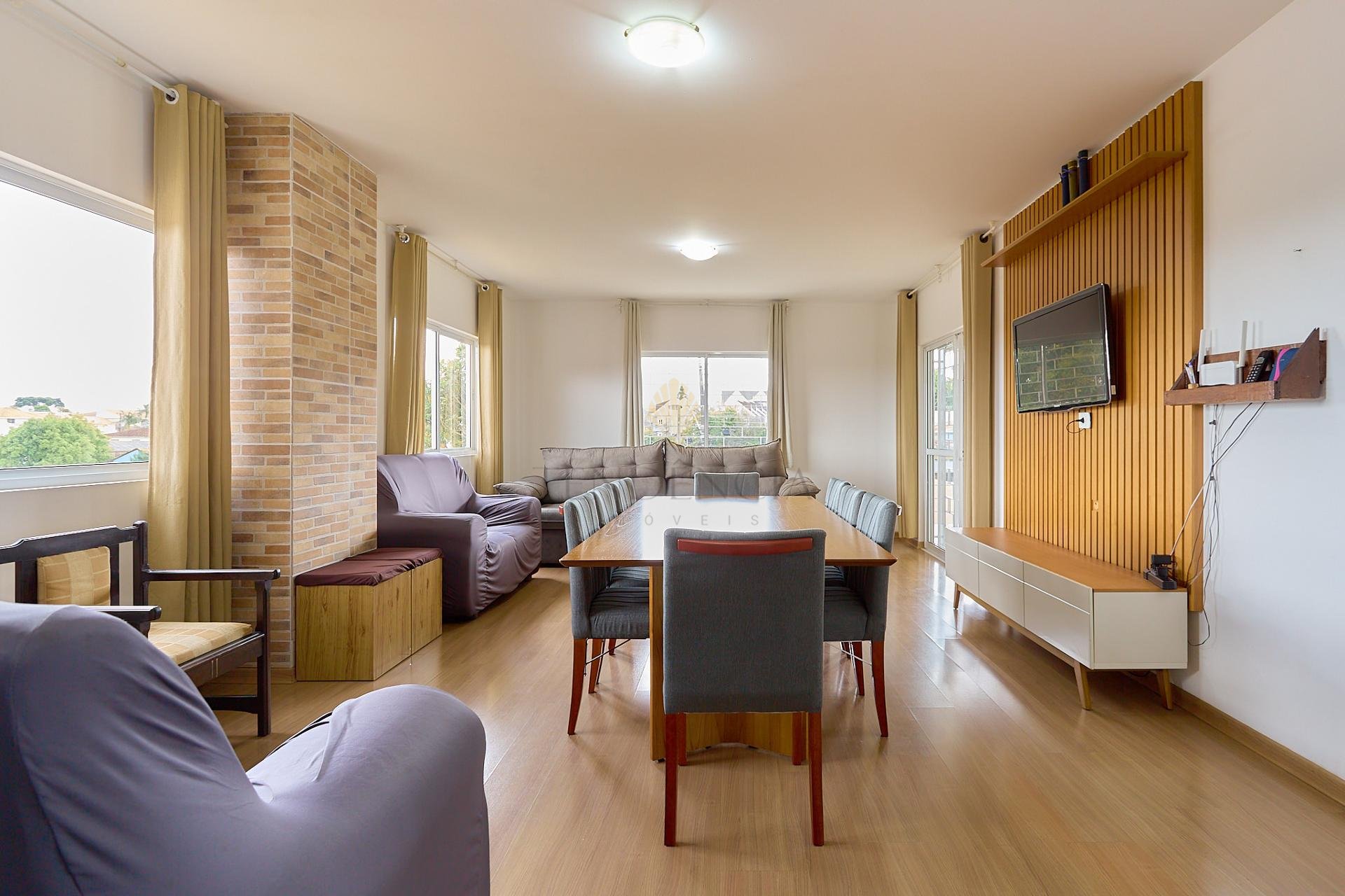 Sobrado com 295 m2 privativos - 5 quartos- 6 vagas no S?O BRAZ...