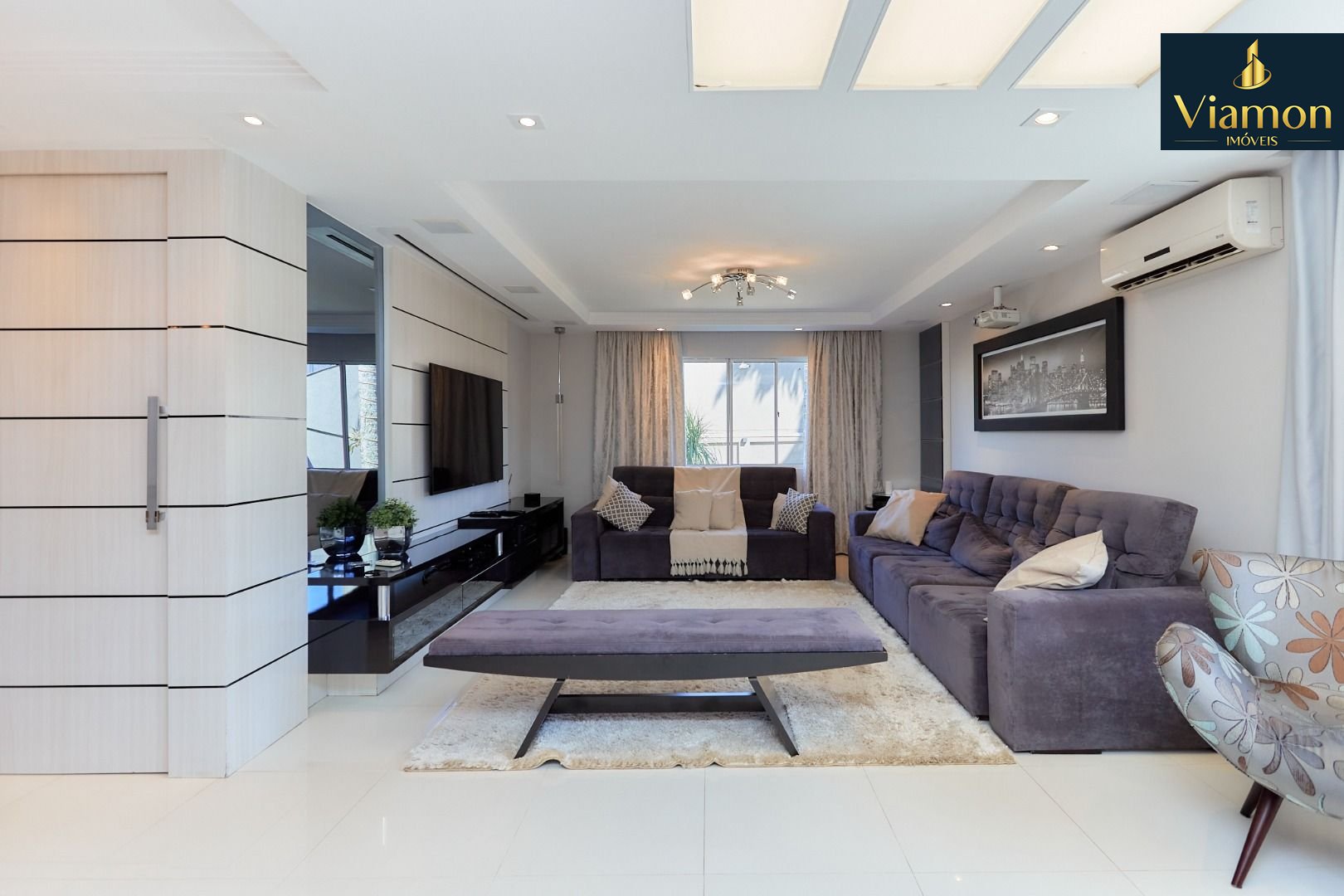 Casa com 5 quartos à venda, 480 m2 por R  2.899.000 - Boqueirã...