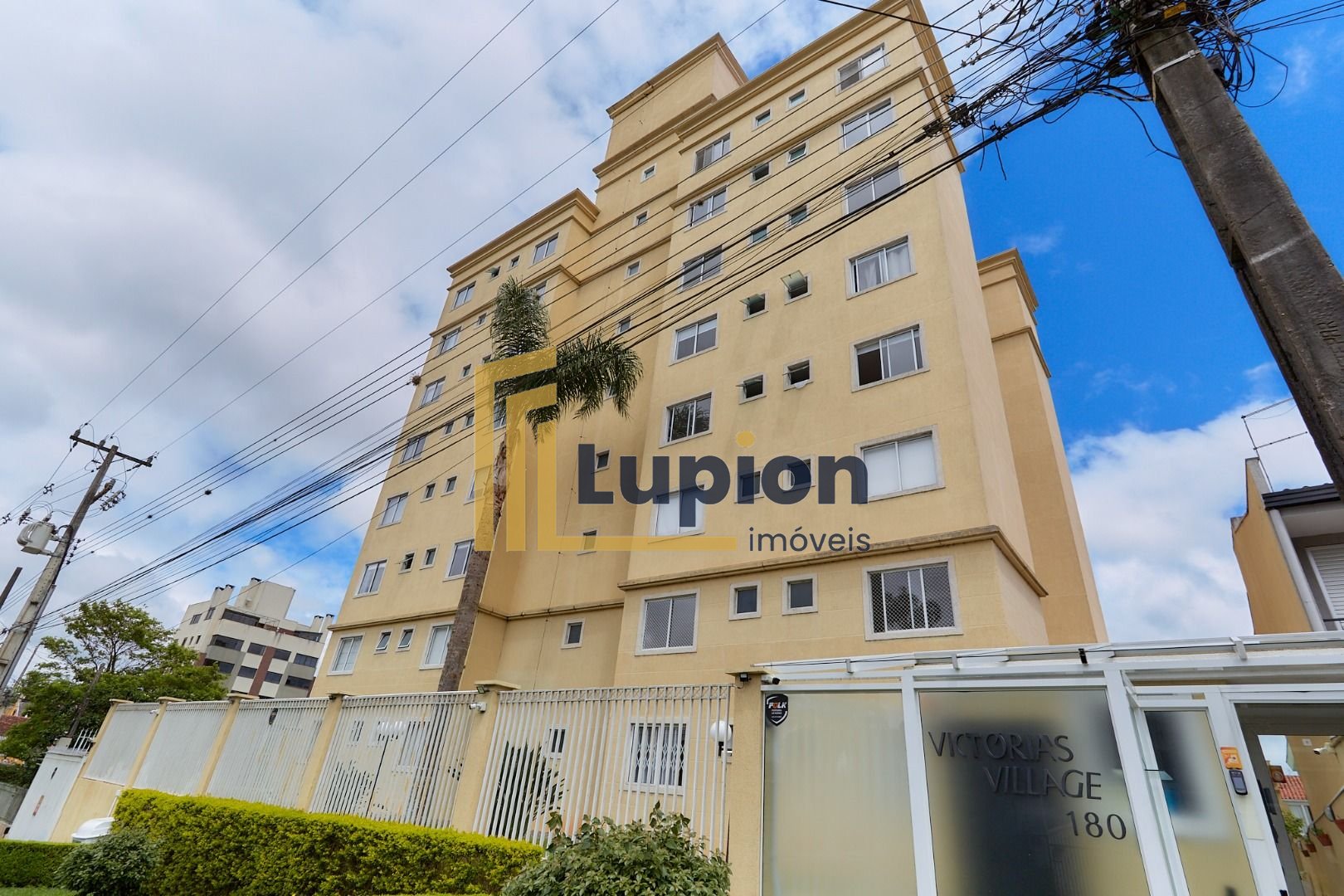 Apartamento com 2 dormitórios à venda,  69 m2 por R  480.000,0...