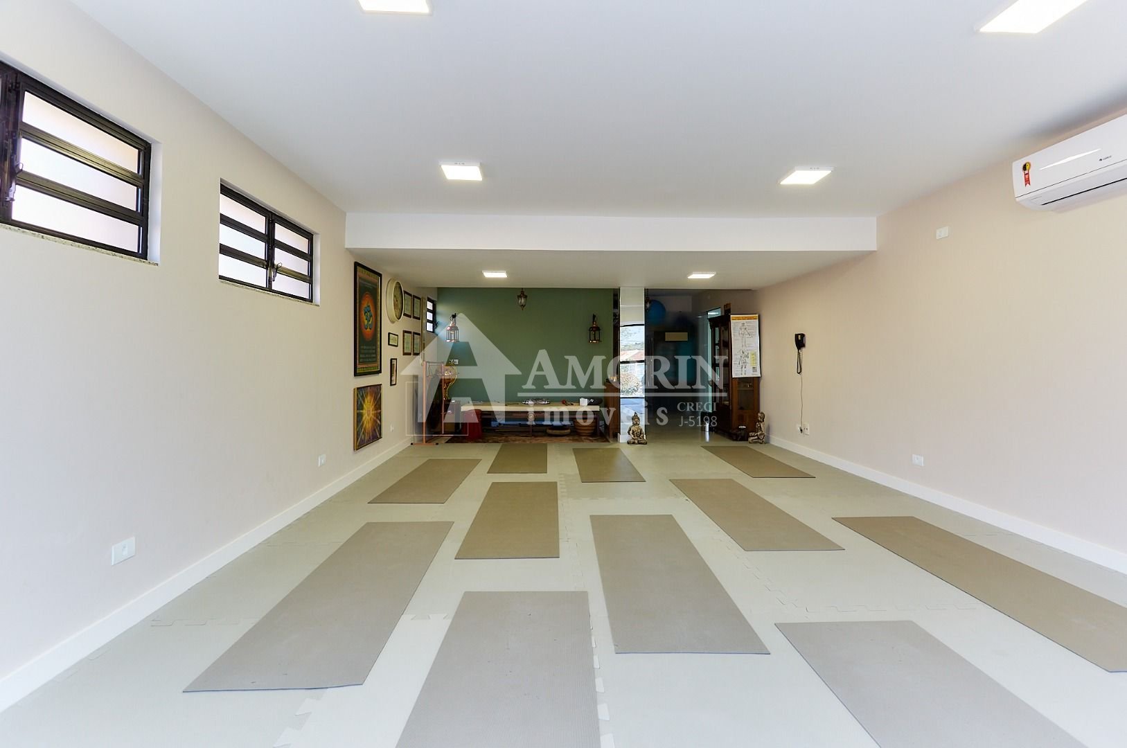 Prédio à venda, 600 m2, São Braz - Curitiba PR