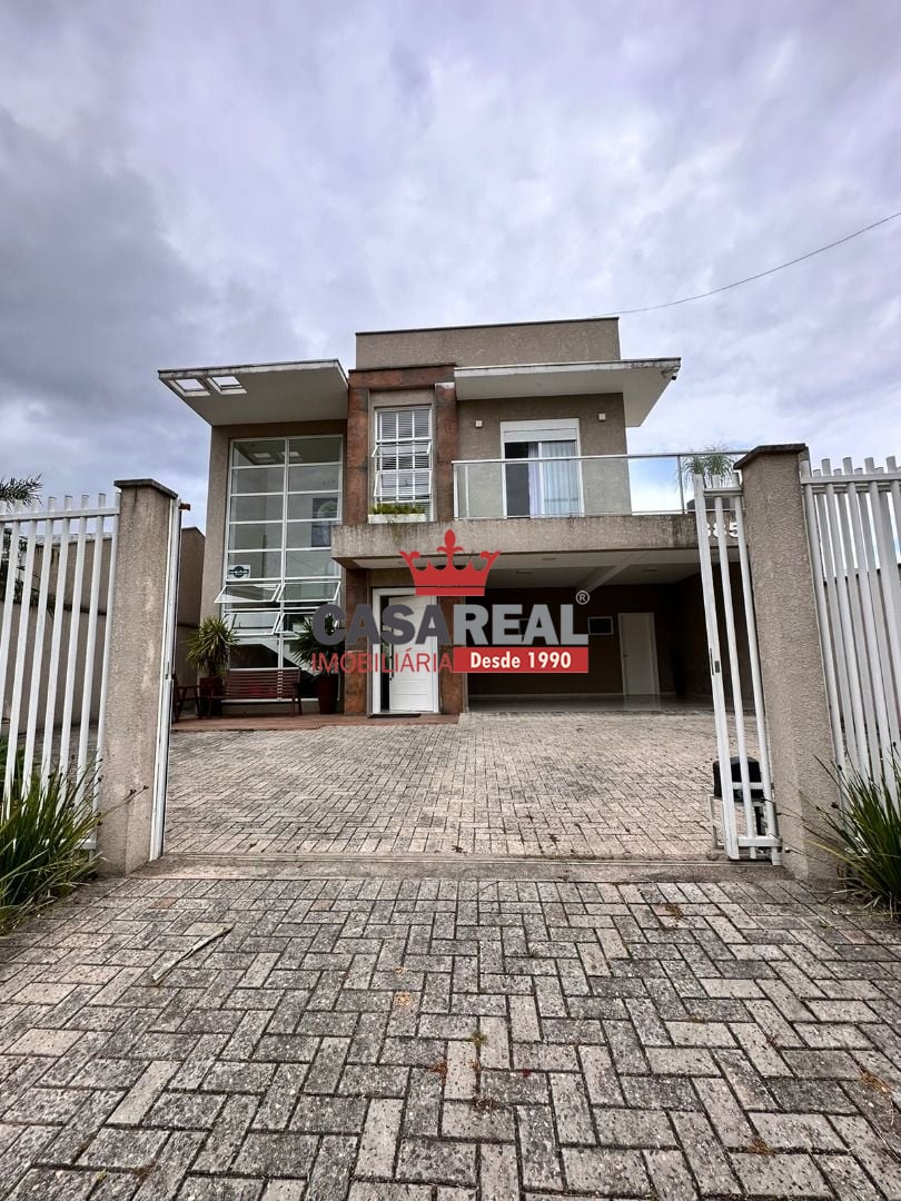 Sobrado com 3 Suítes à venda, 230 m2 por R  2.499.000 - Brejatuba - Guaratuba PR