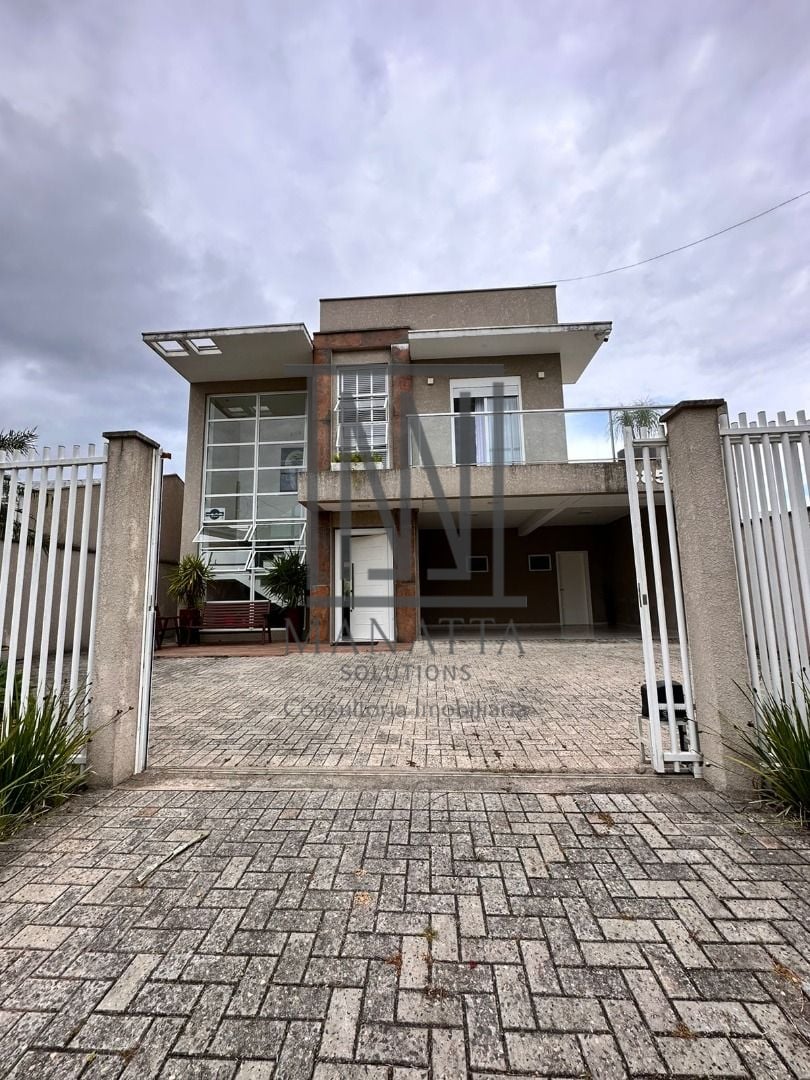 Sobrado com 3 Suítes à venda, 230 m2 por R  2.499.000 - Brejat...