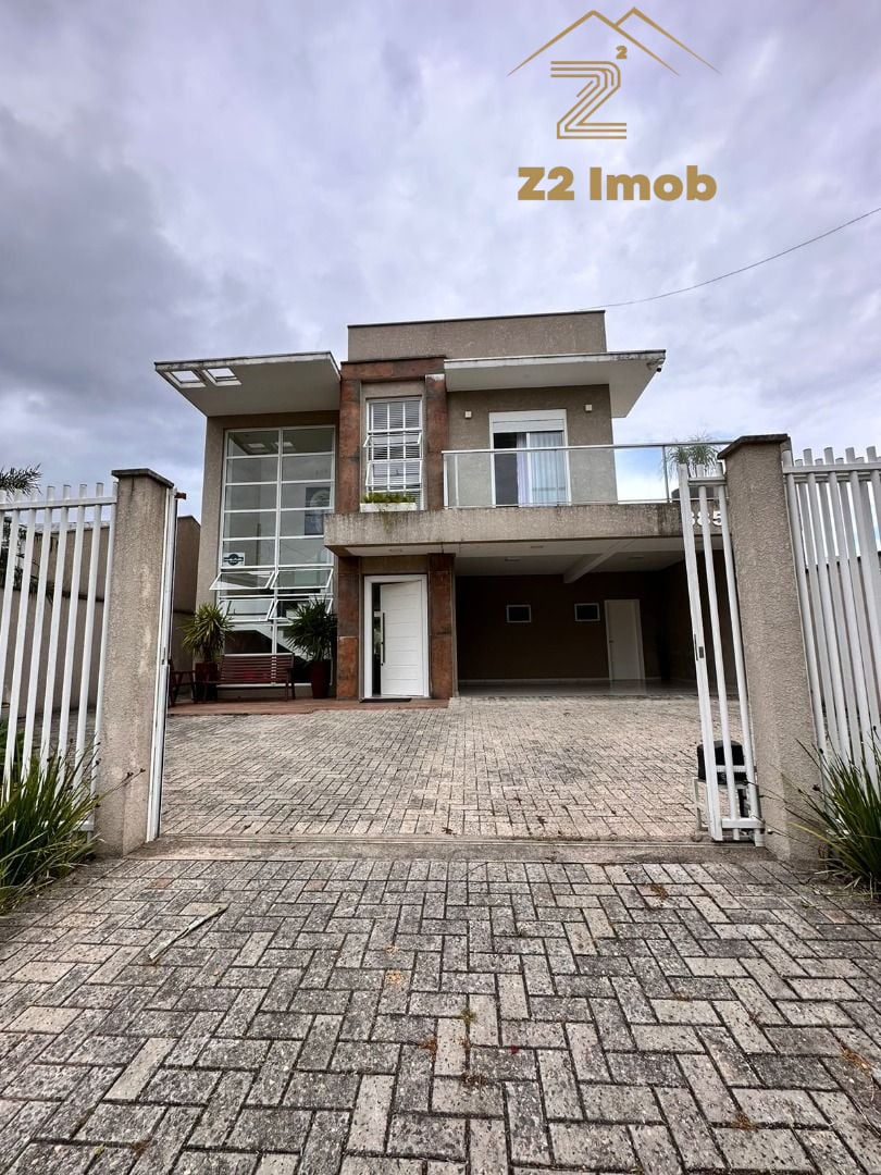 Sobrado com 3 Suítes à venda, 230 m2 por R  2.499.000 - Brejat...