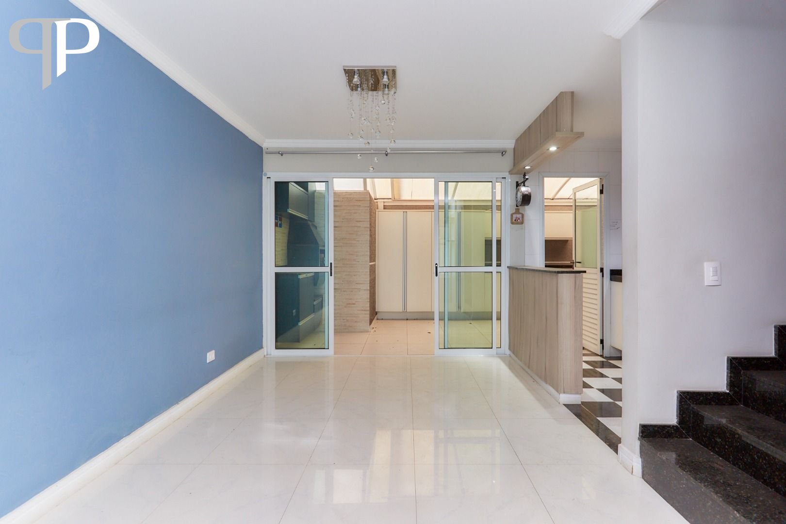 Sobrado com 3 dormitórios à venda, 160 m2 por R  679.000,00 - ...