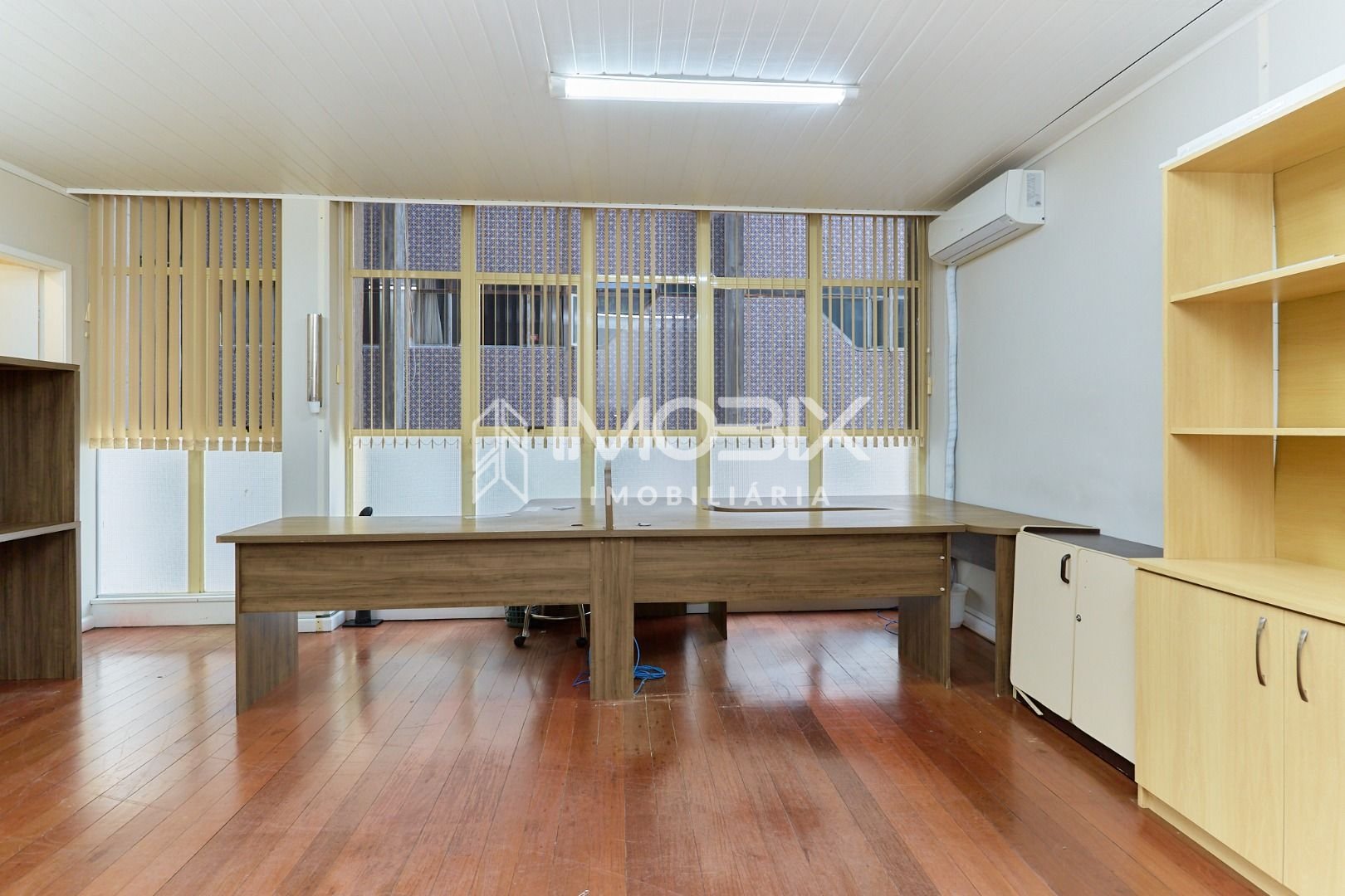 Sala Comercial à venda, 32,46 m2, CENTRO, CURITIBA - PR