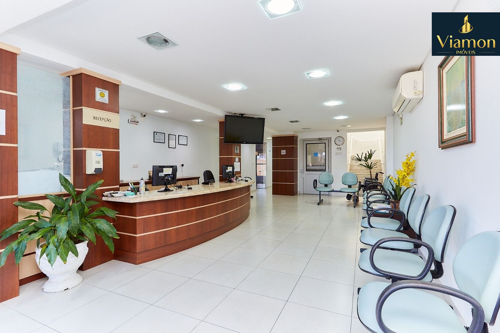 Prédio à venda, 600 m2 por R  4.999.000,00 - São Braz - Curiti...