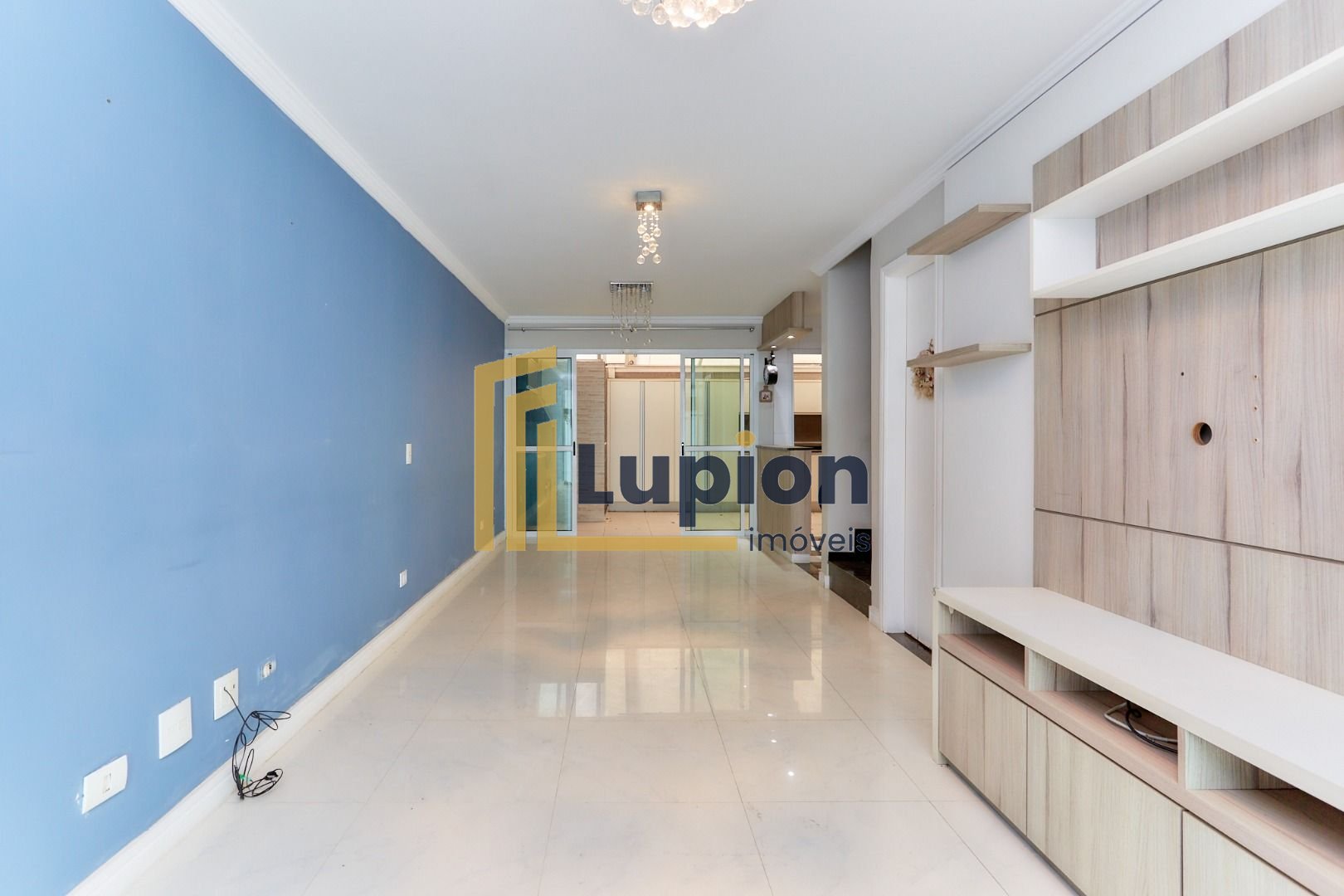 Sobrado com 3 dormitórios à venda, 160 m2 por R  679.000,00 - ...