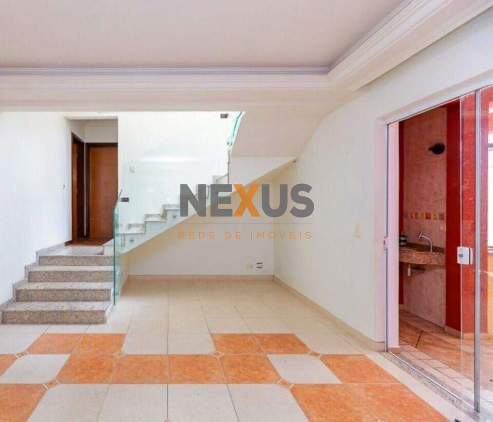 Casa com 3 quartos à venda, 452 m2, JARDIM AMÉLIA, PINHAIS - PR