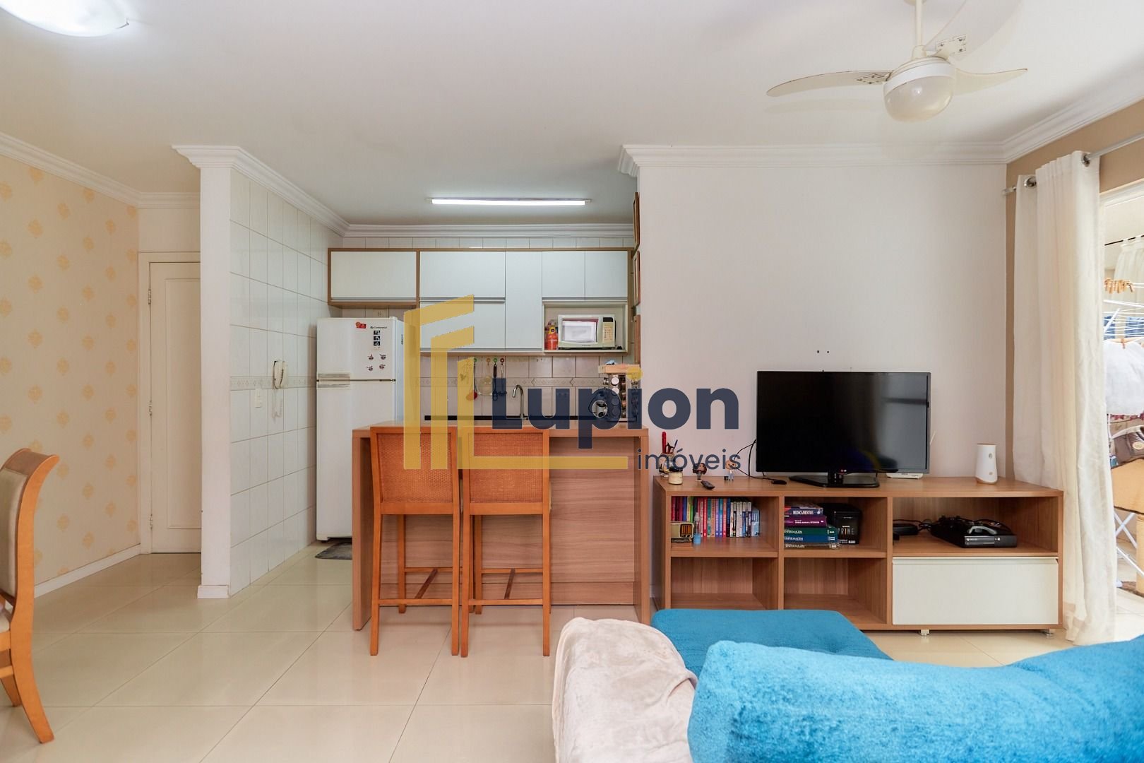 Apartamento com 2 dormitórios à venda,  69 m2 por R  480.000,0...