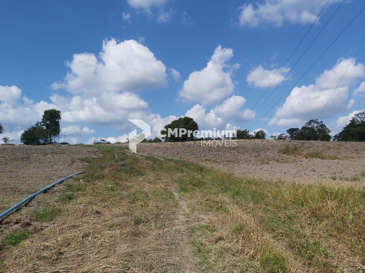 Chácara com 4 quartos à venda, 63.708 m2 por R  1.498.000 - Co...