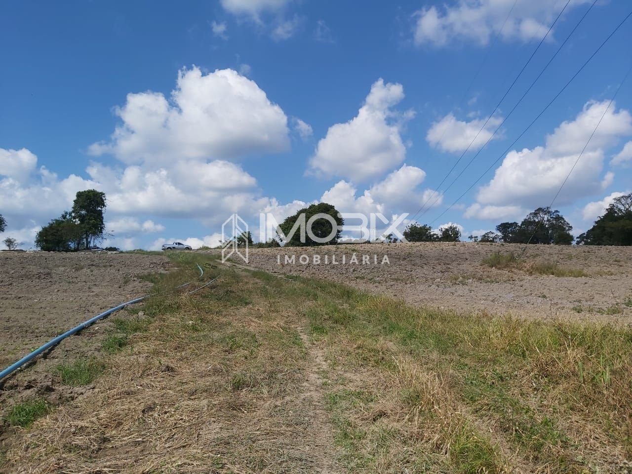 Chácara com 4 quartos à venda, 63.708 m2 por R  1.498.000 - Co...