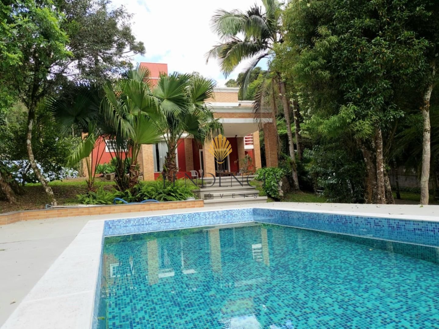 Casa com 3 dormit?rios ? venda, 452 m2, JARDIM AM?LIA, PINHAIS...