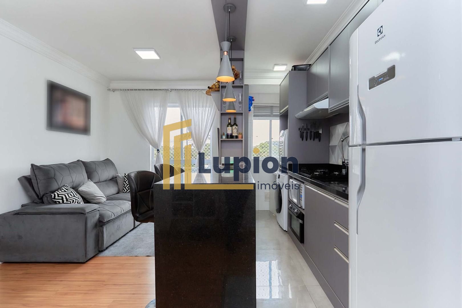 Apartamento com 3 dormitórios à venda, 56 m2, SAO JOSE DOS PIN...