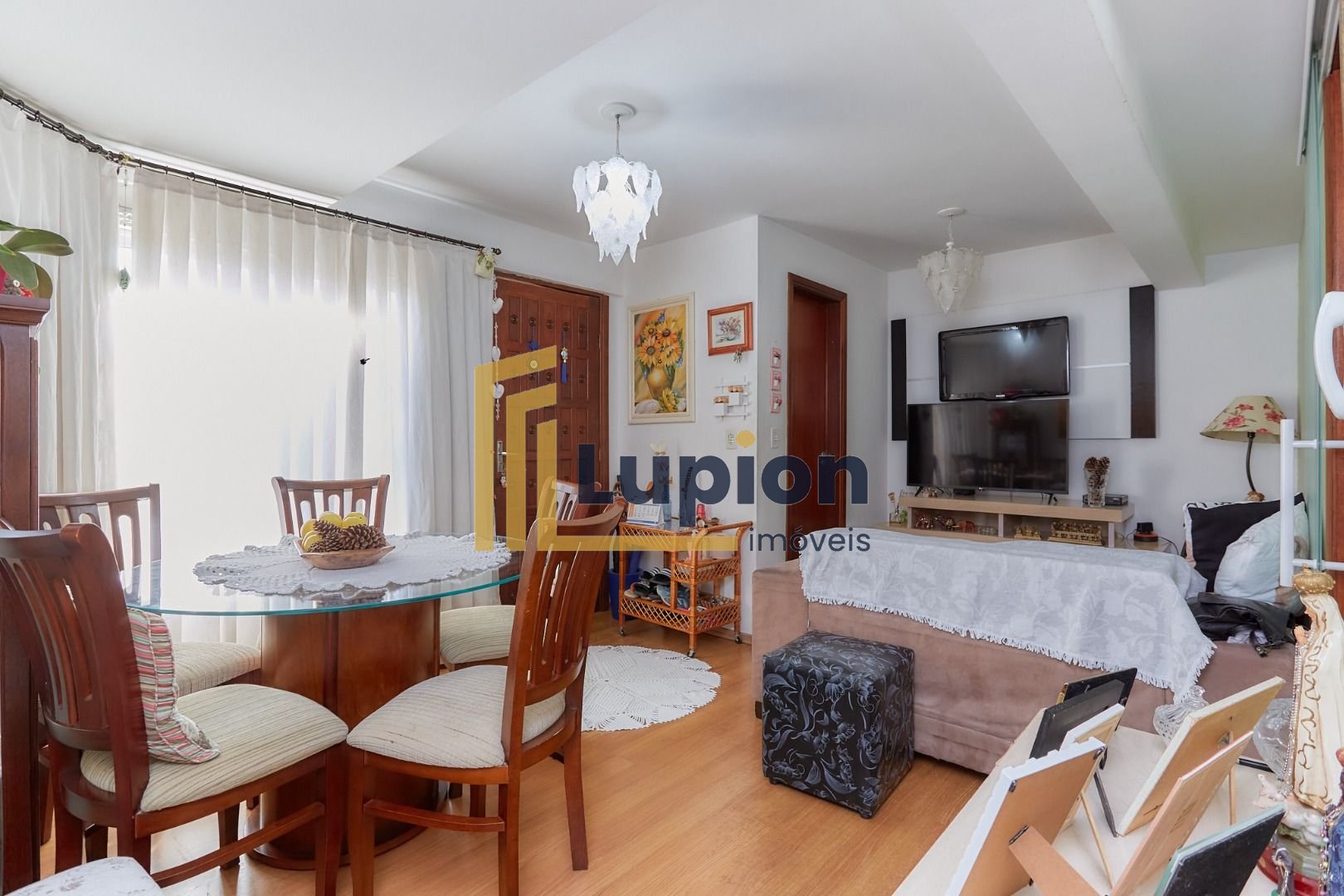 Sobrado com 3 dormitórios à venda, 95,38 m2, SÃO BRAZ, CURITIB...