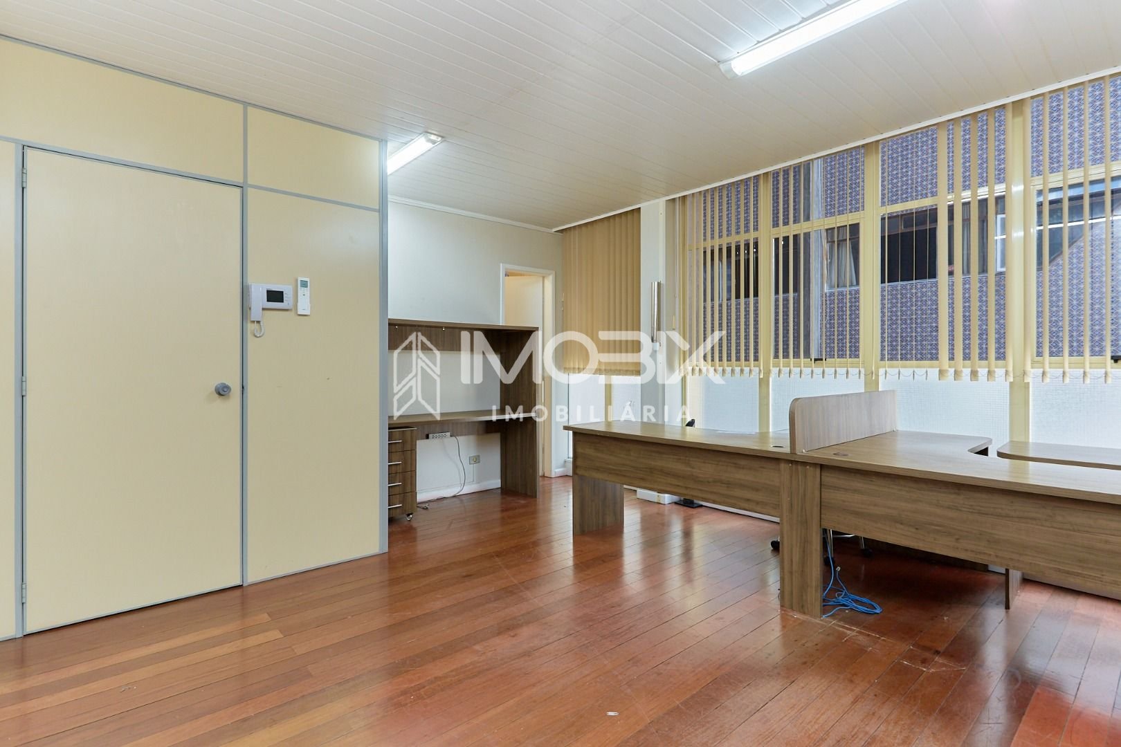 Sala Comercial à venda, 32,46 m2, CENTRO, CURITIBA - PR