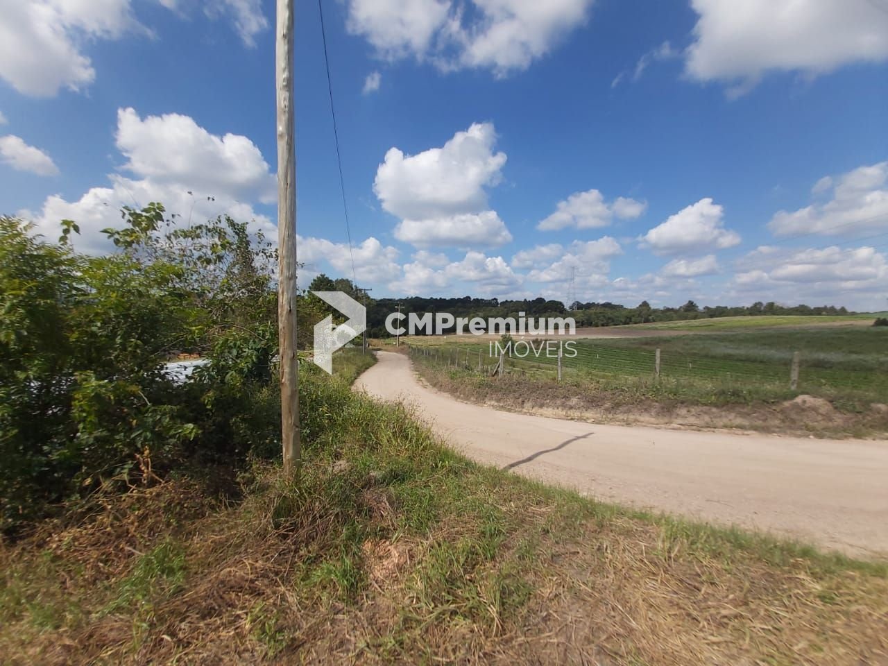Chácara com 4 quartos à venda, 63.708 m2 por R  1.498.000 - Co...