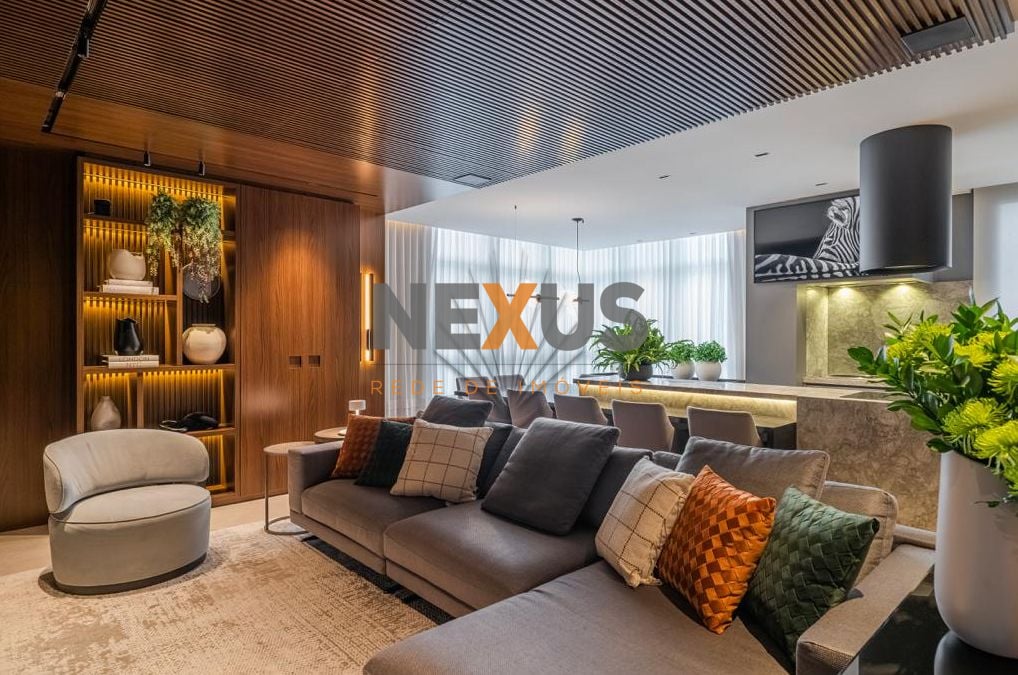 Apartamento com 3 Suítes à venda, 131 m2 por R  2.499.000 - Bo...