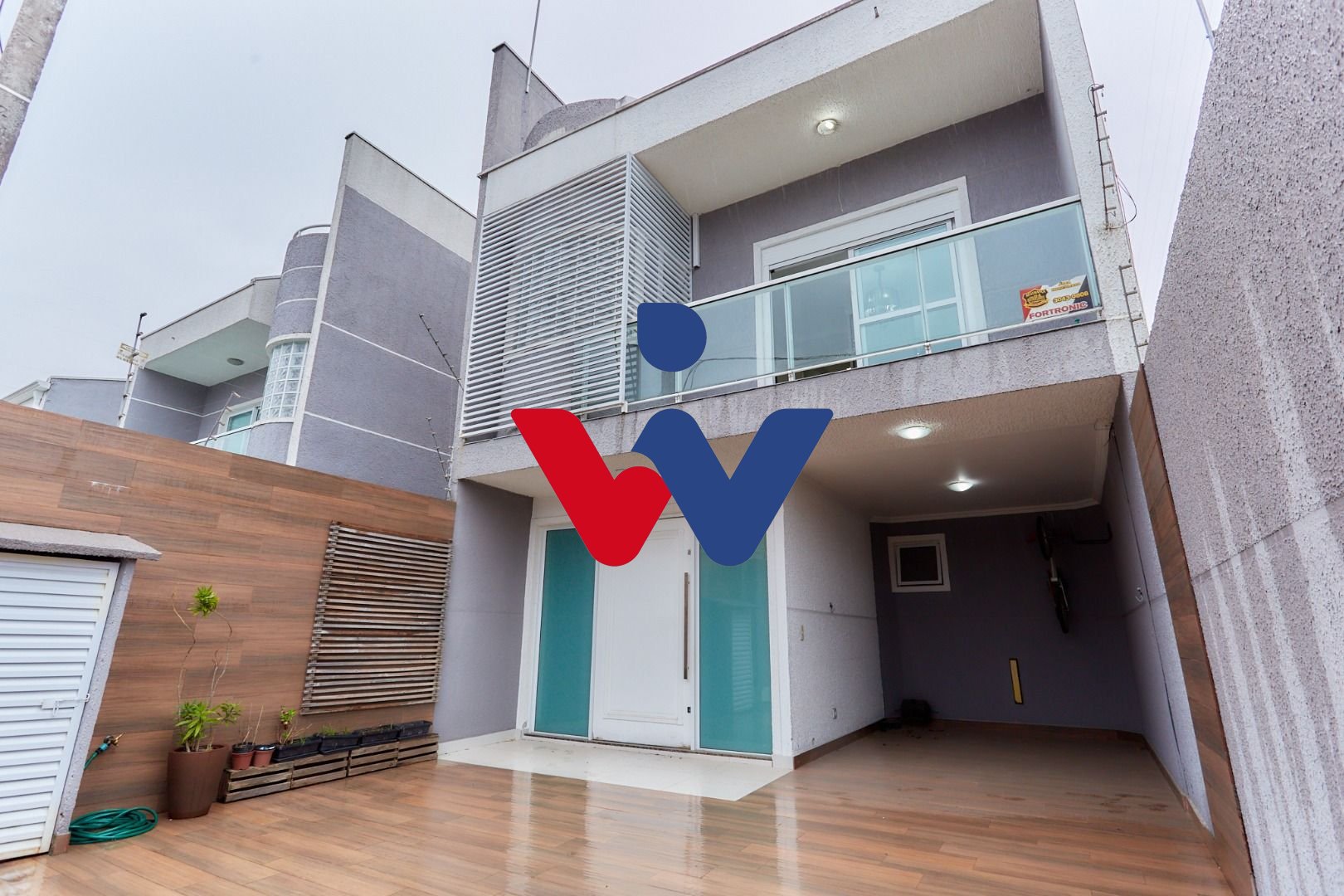 Sobrado com 3 dormitórios à venda, 160 m2 por R  679.000,00 - ...
