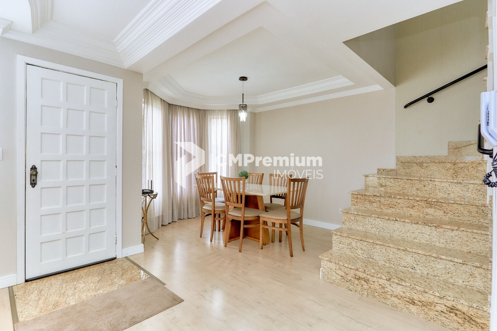 Sobrado com 3 quartos à venda, 85 m2, Centro, SAO JOSE DOS PIN...
