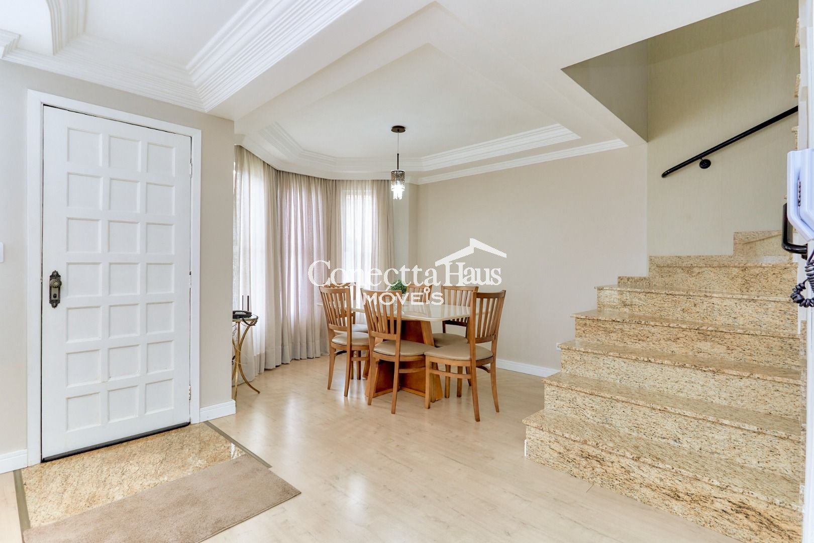 Sobrado com 3 quartos à venda, 85 m2, Centro, SAO JOSE DOS PIN...
