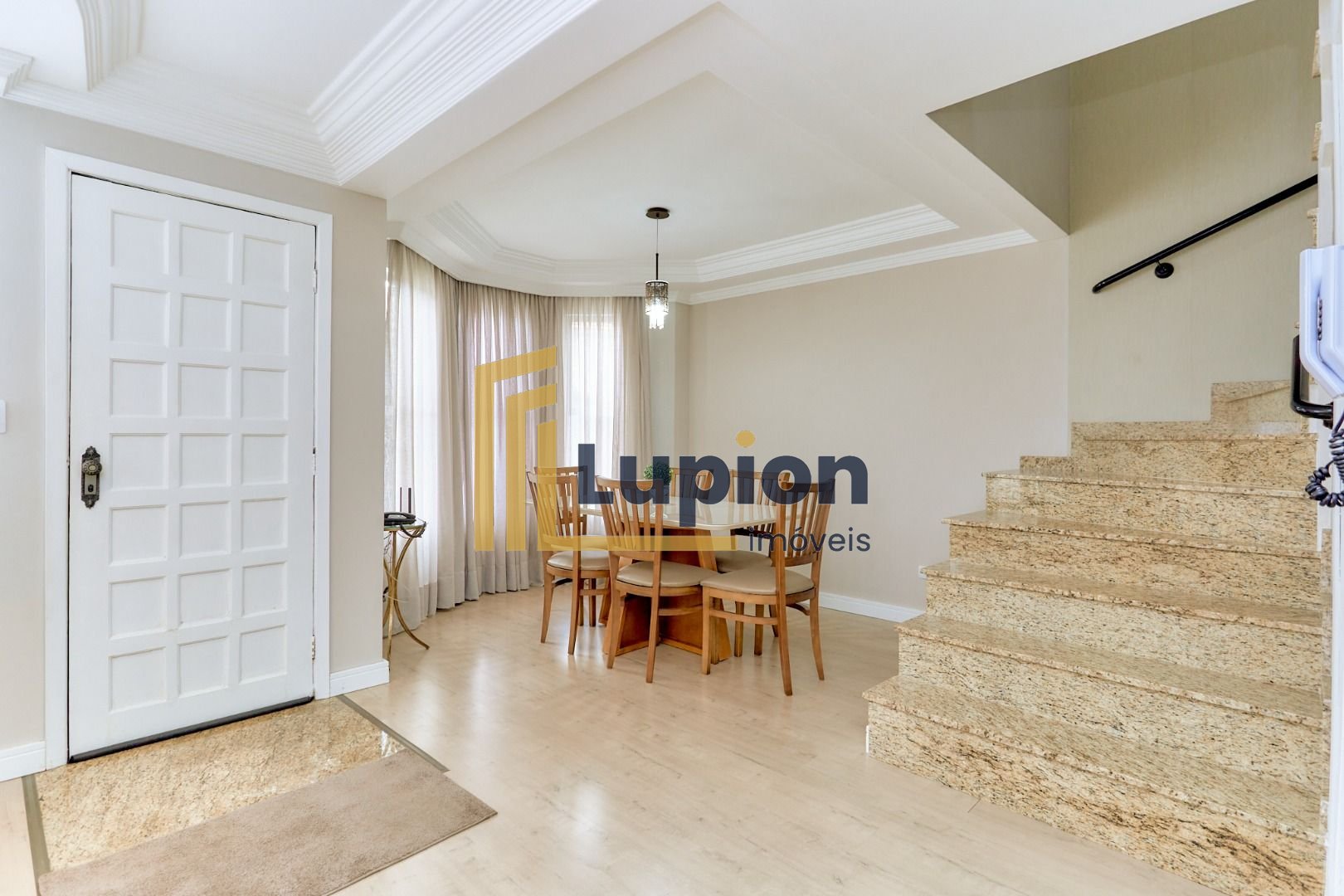 Sobrado com 3 quartos à venda, 85 m2, Centro, SAO JOSE DOS PIN...