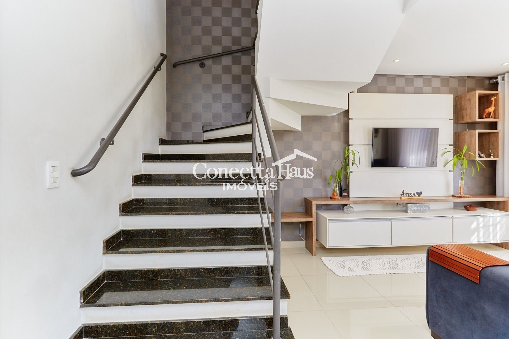 Sobrado com 3 quartos à venda, 89 m2 por R  649.000 - Boqueirã...