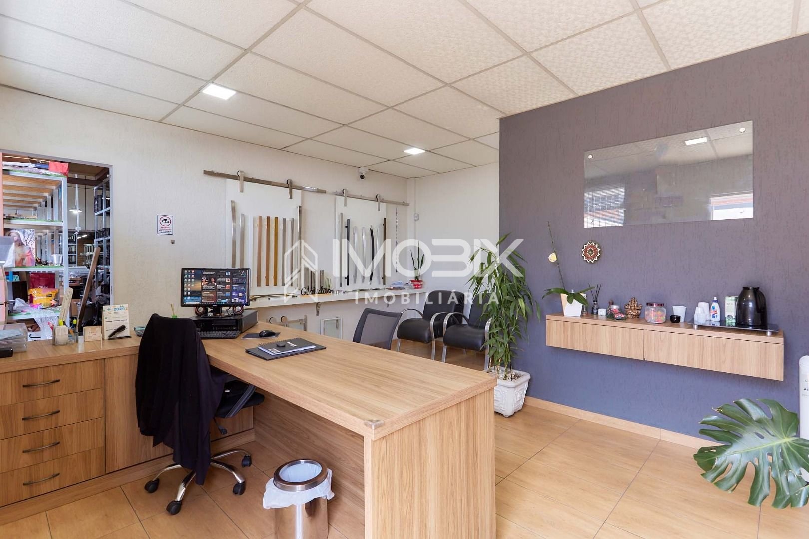 Barracão à venda, 500 m2 por R  1.780.000,00 - Uberaba - Curit...