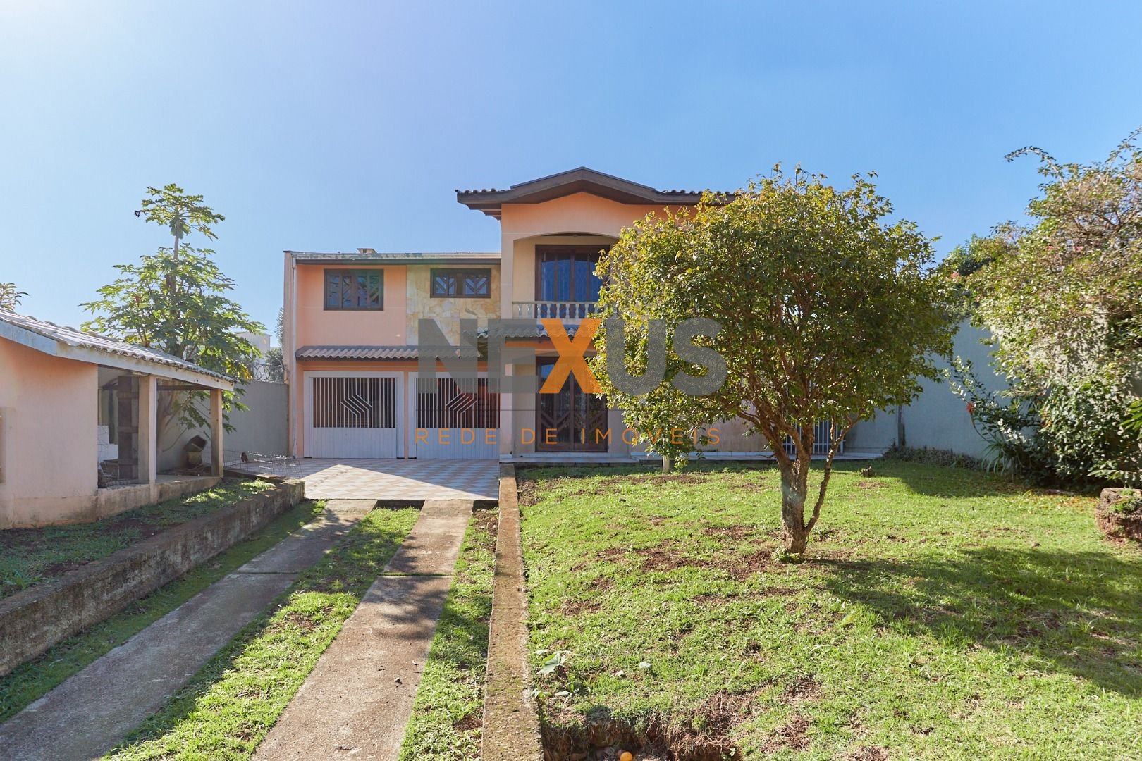 Casa com 3 quartos à venda, 270 m2, Capão Raso - Curitiba PR