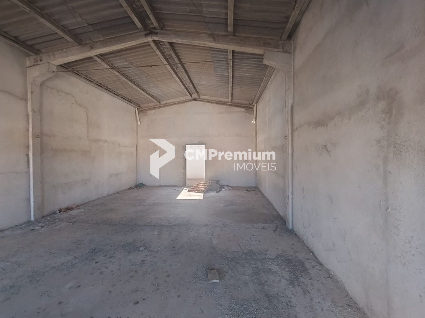Barracão à venda, 160 m2 por R  399.000,00 - Ganchinho - Curit...