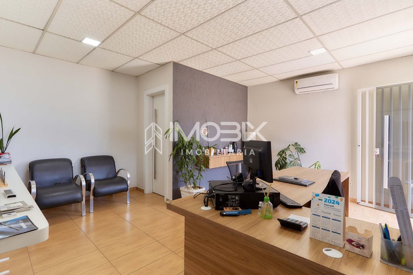 Barracão à venda, 500 m2 por R  1.780.000,00 - Uberaba - Curit...