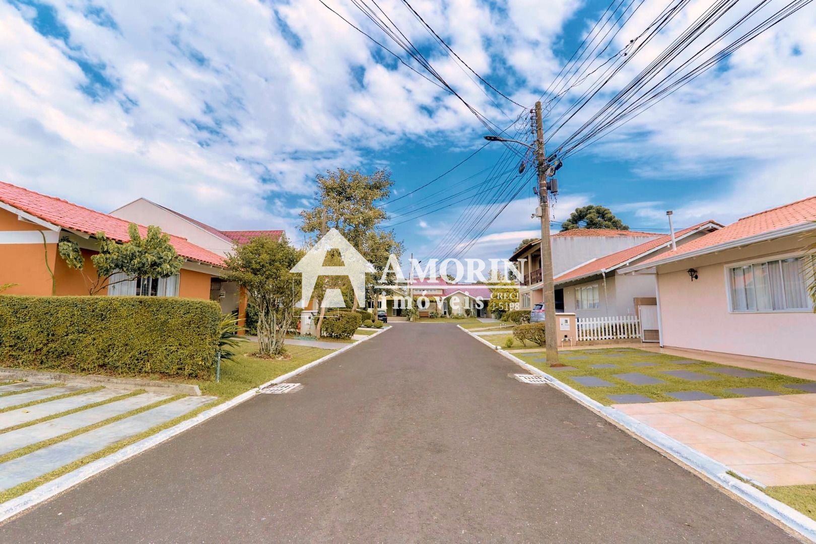 Casa com 4suítes à venda, 155 m2, SÃO BRAZ, CURITIBA - PR