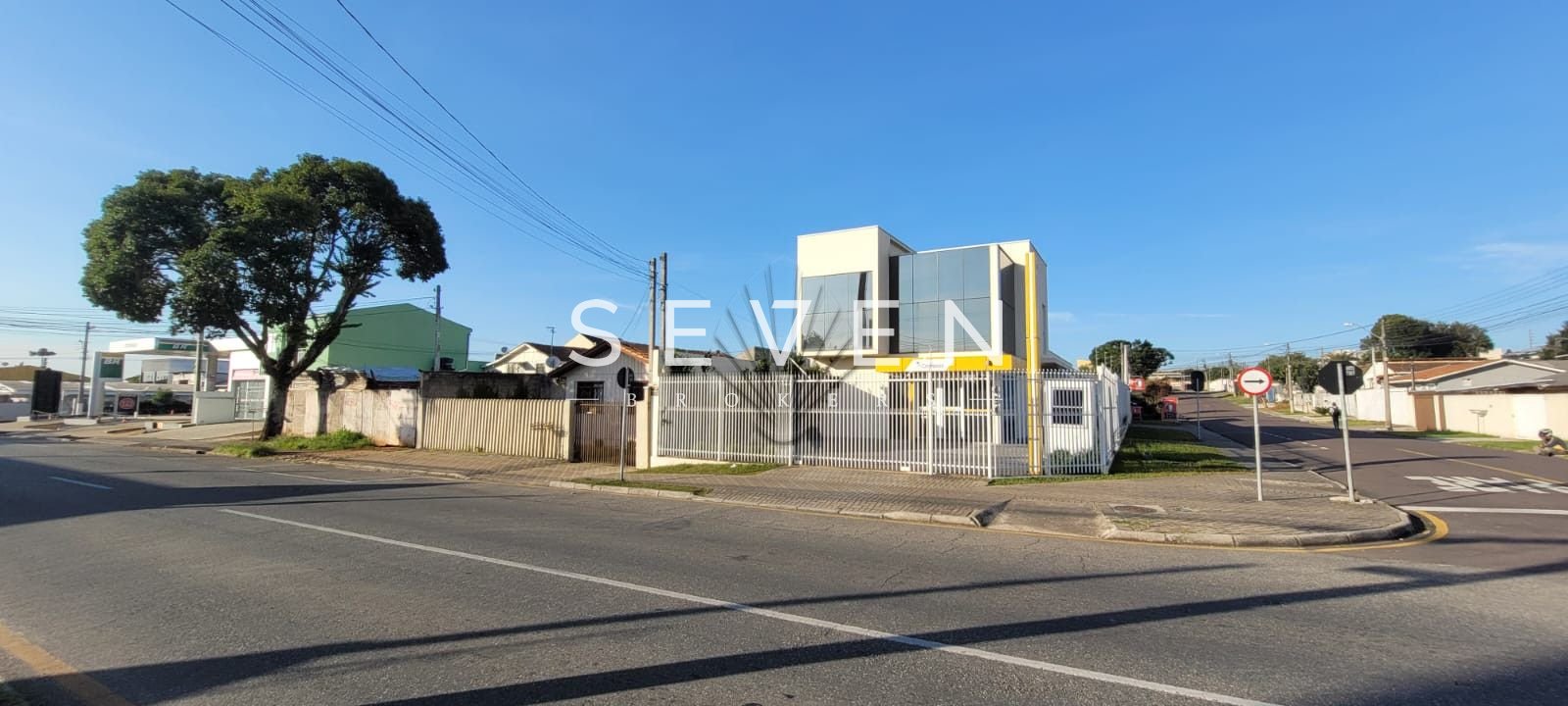 Terreno à venda, 440 m2 por R  999.000 - Xaxim - Curitiba PR
