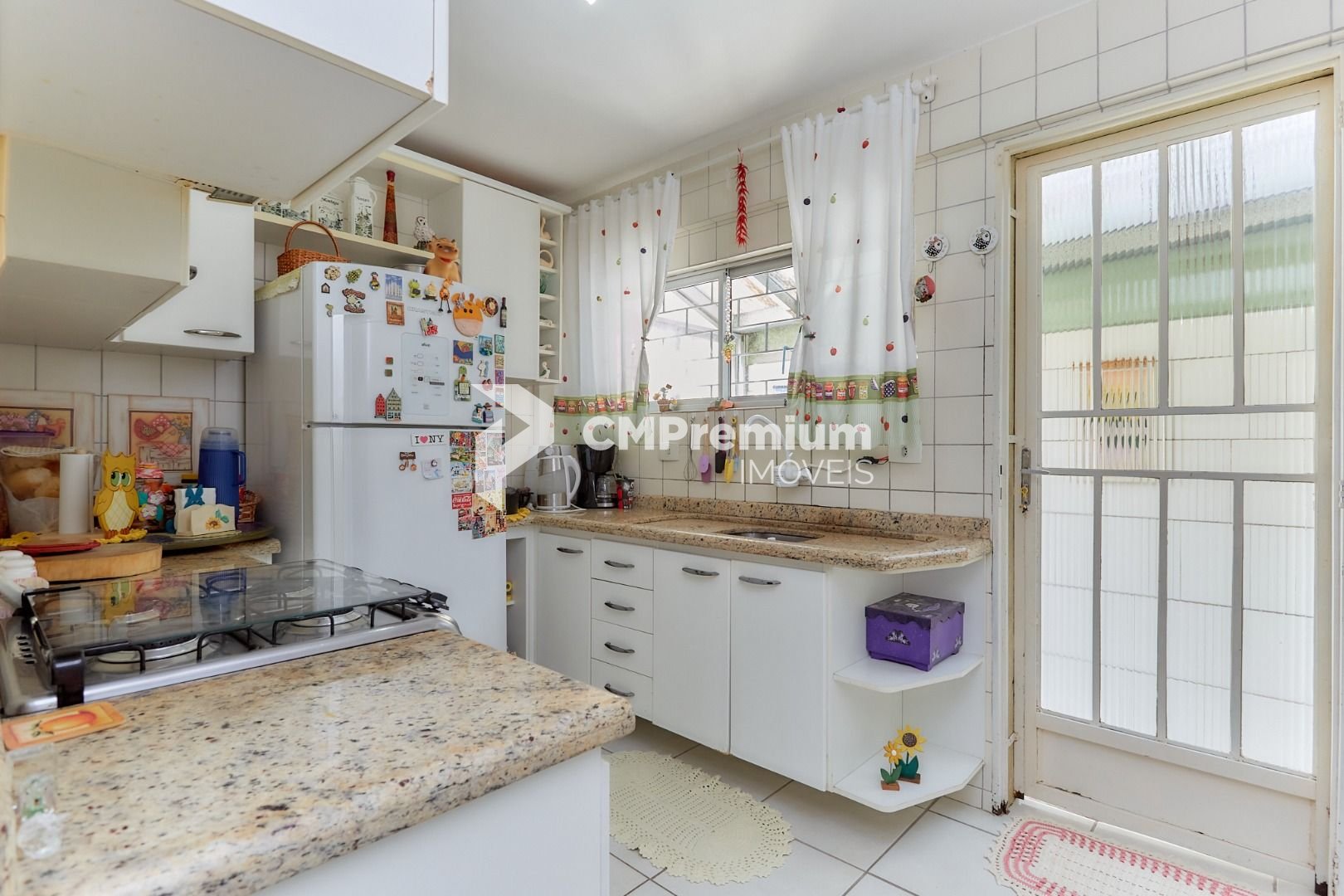 Sobrado com 3 dormitórios à venda, 95,38 m2, SÃO BRAZ, CURITIB...