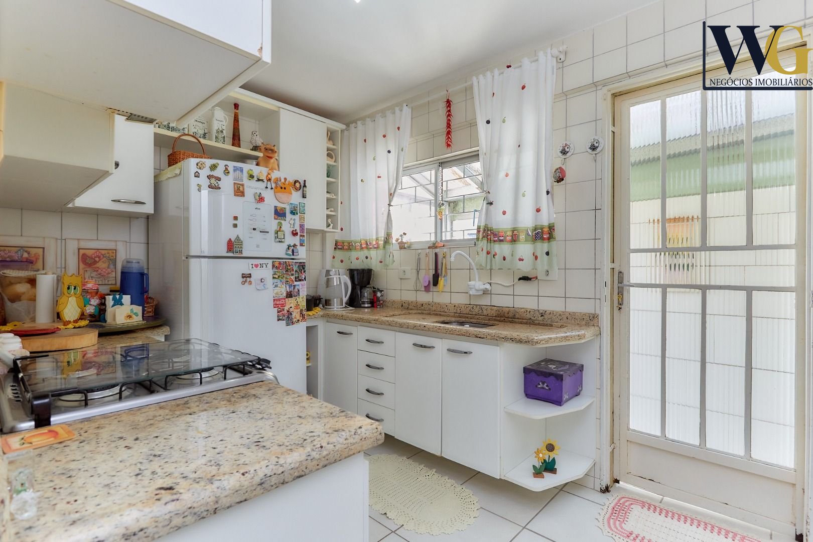 Sobrado com 3 dormitórios à venda, 95,38 m2, SÃO BRAZ, CURITIB...