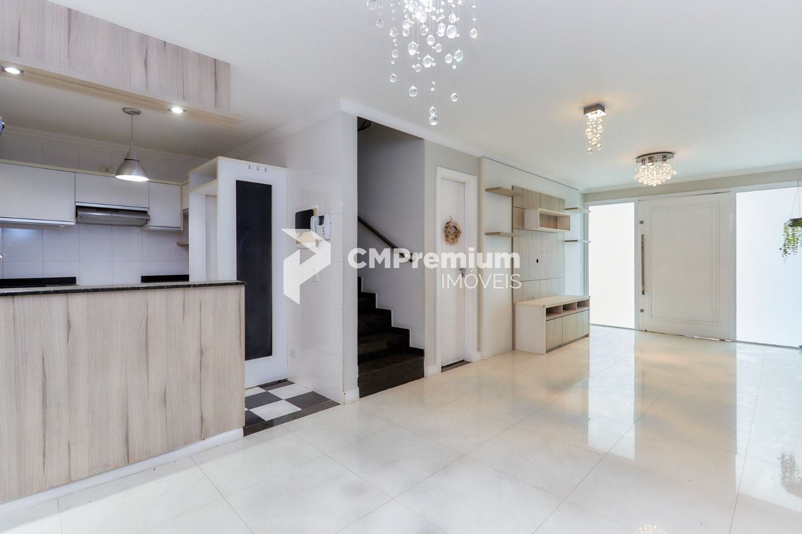 Sobrado com 3 dormitórios à venda, 160 m2 por R  679.000,00 - ...