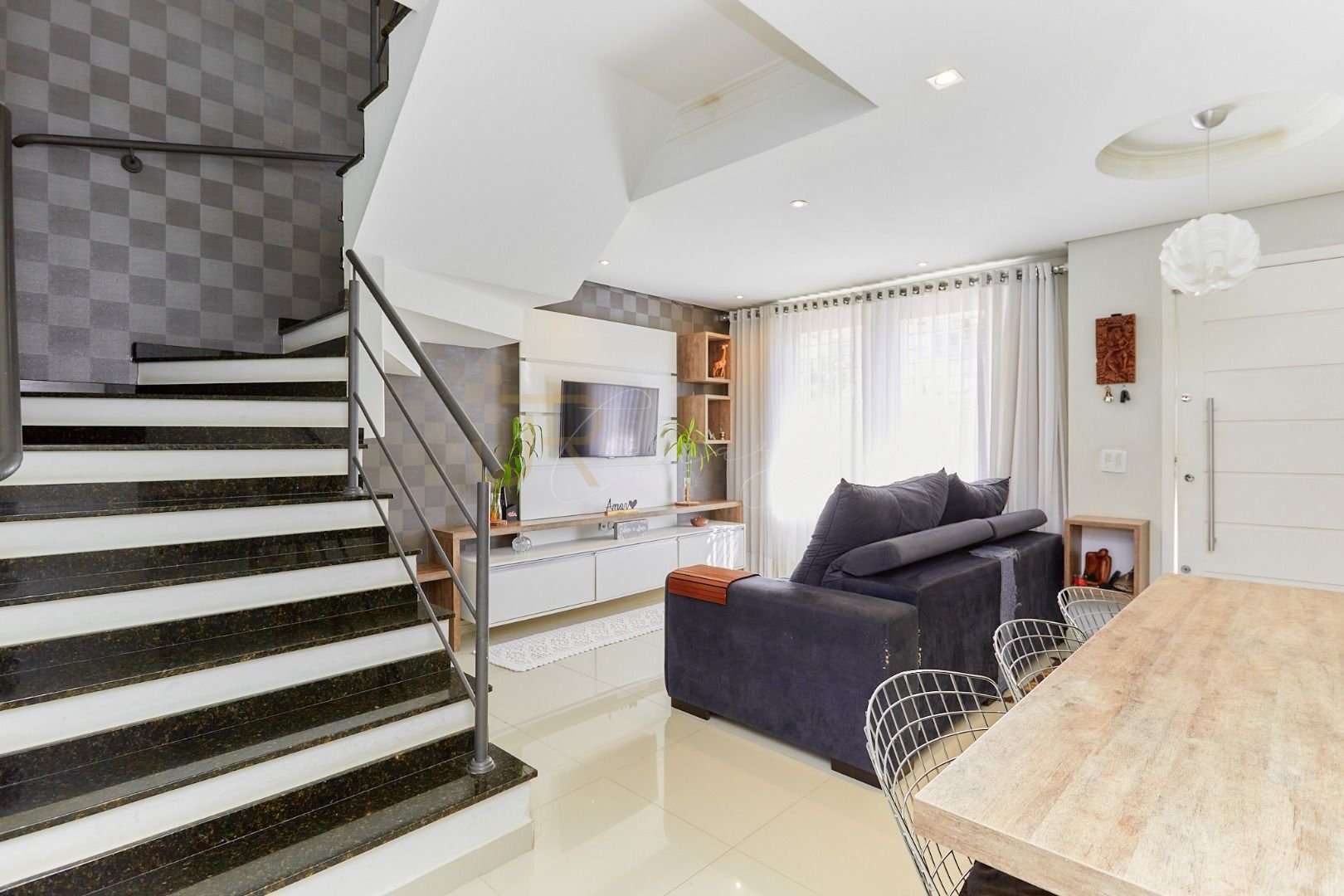 Sobrado com 3 quartos à venda, 89 m2 Boqueirão - Curitiba PR