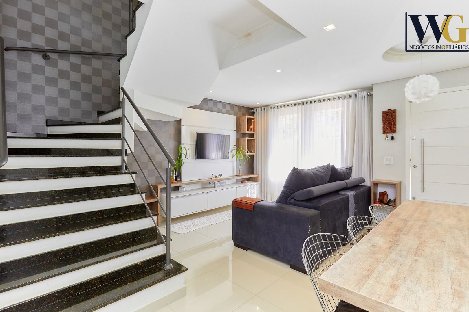 Sobrado com 3 quartos à venda, 89 m2 por R  649.000 - Boqueirã...