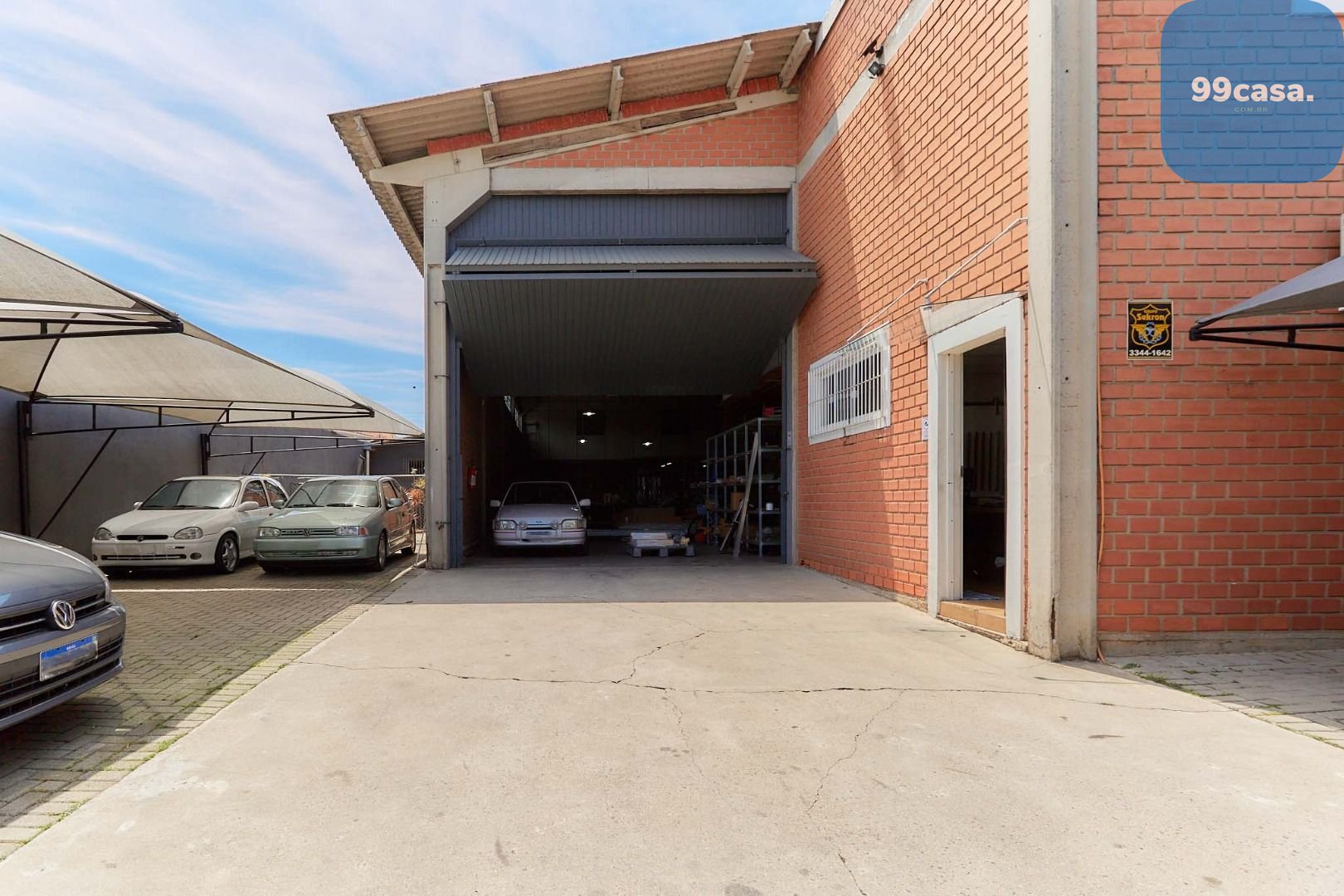 Barracão à venda, 500 m2 por R  1.780.000,00 - Uberaba - Curit...